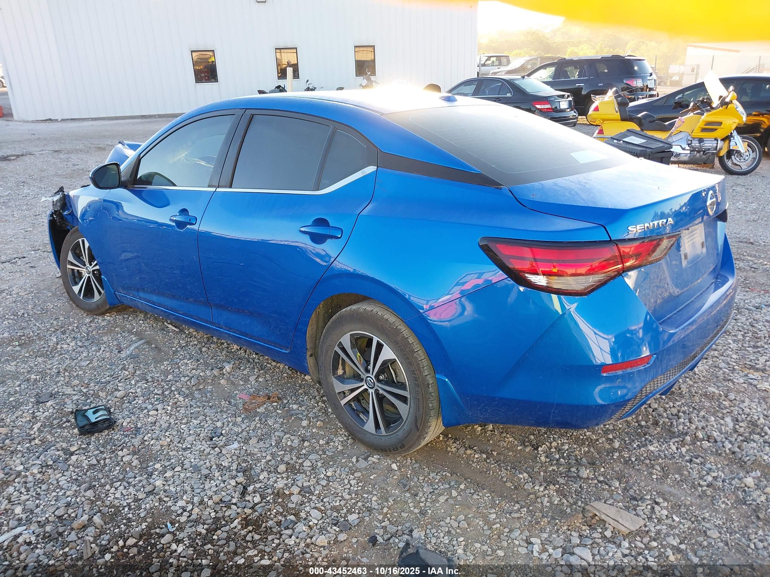 NISSAN SENTRA image 3