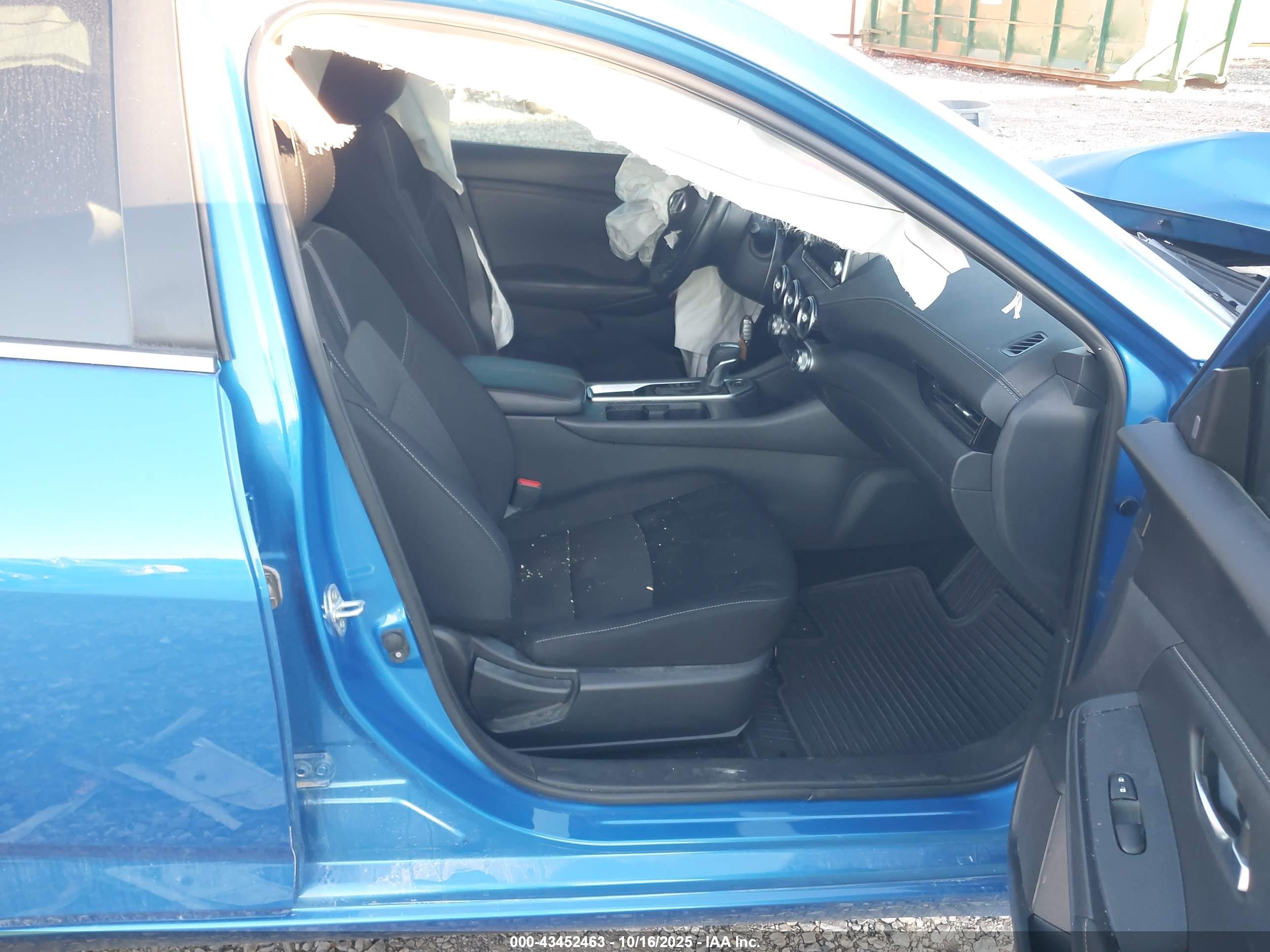 NISSAN SENTRA image 5
