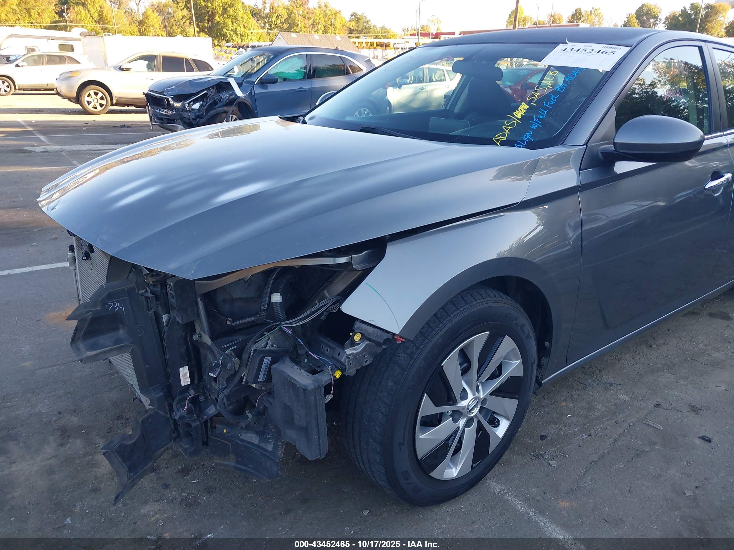 NISSAN ALTIMA image 6
