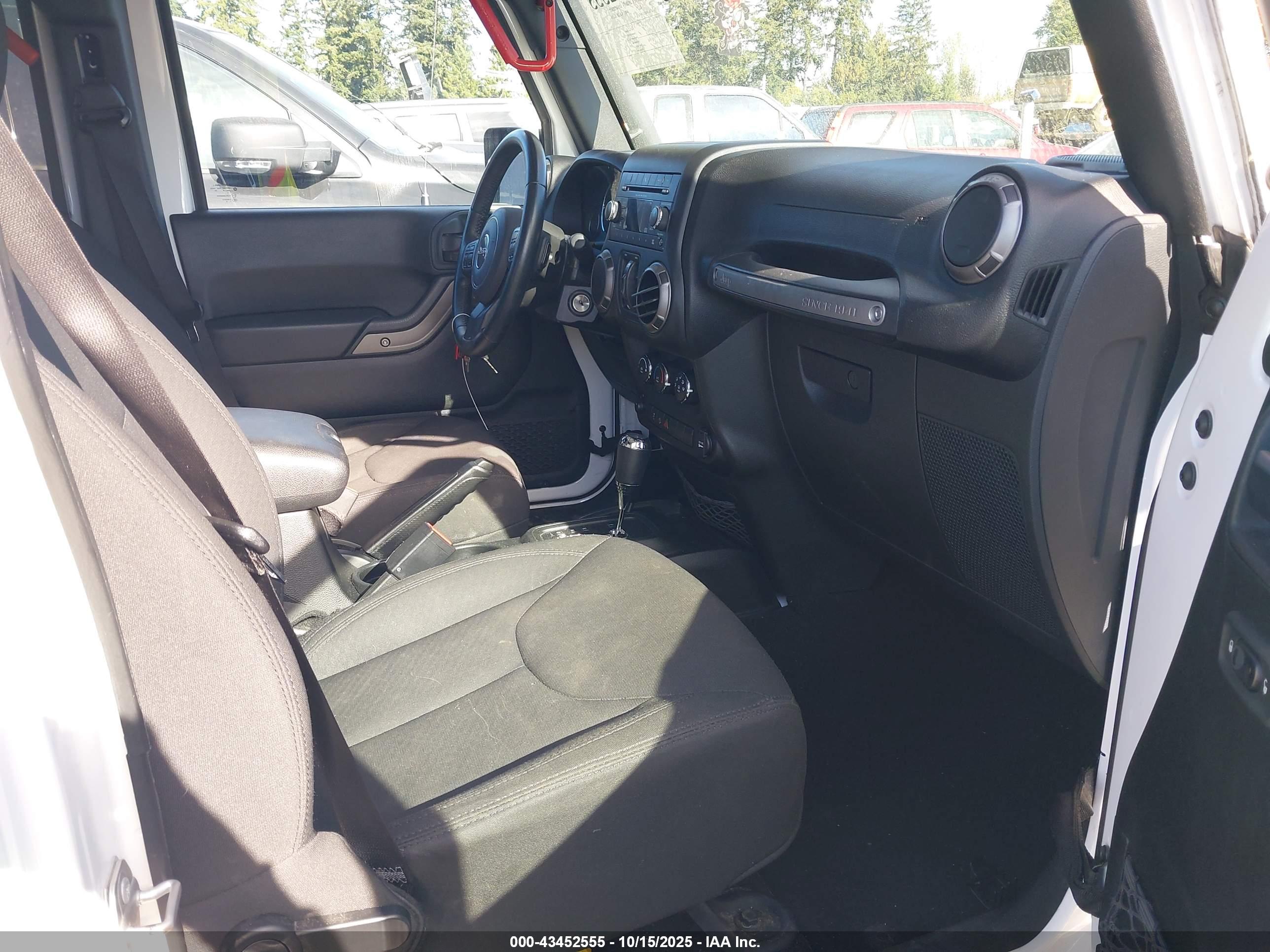 JEEP WRANGLER image 5