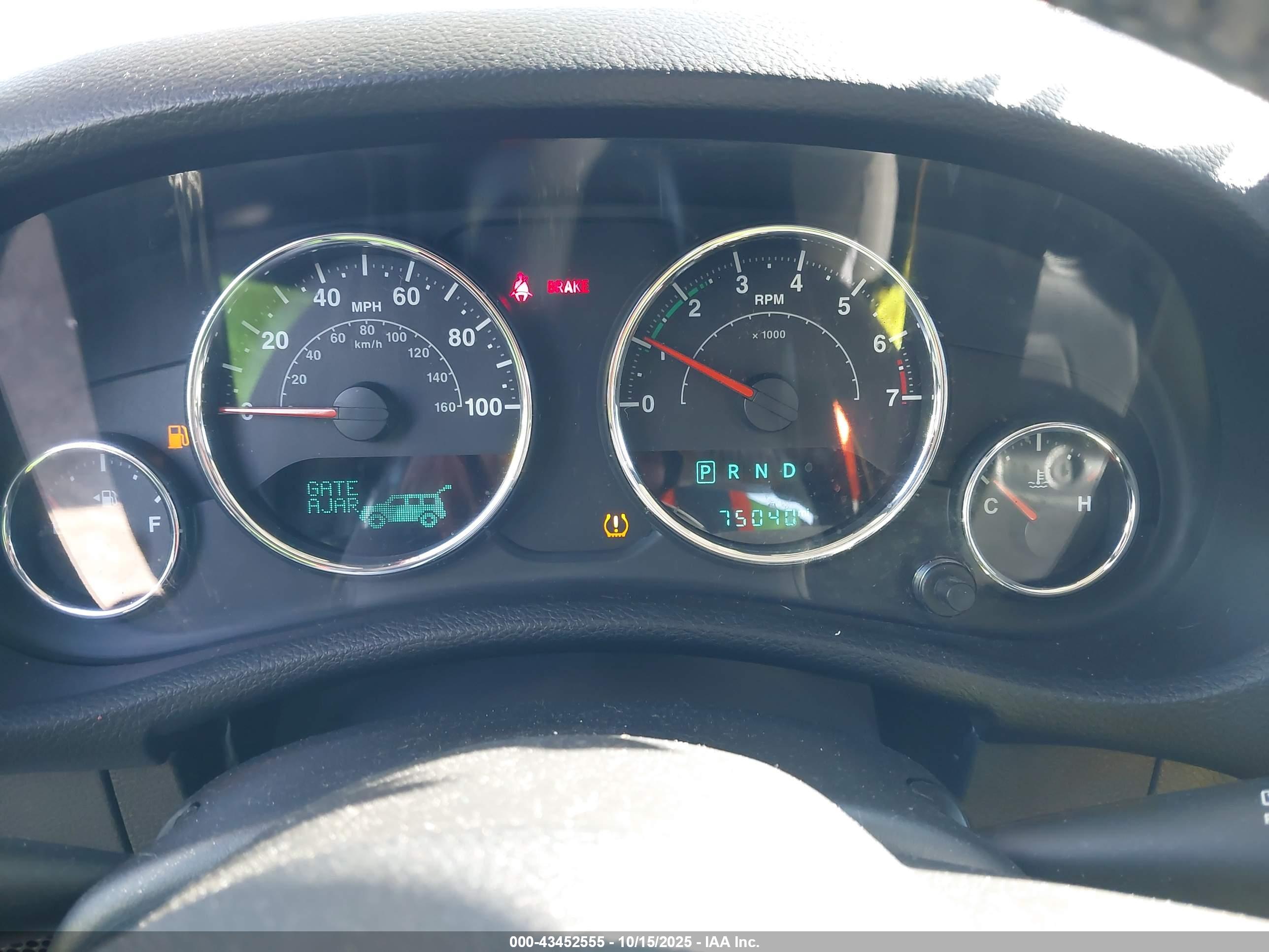 JEEP WRANGLER image 7