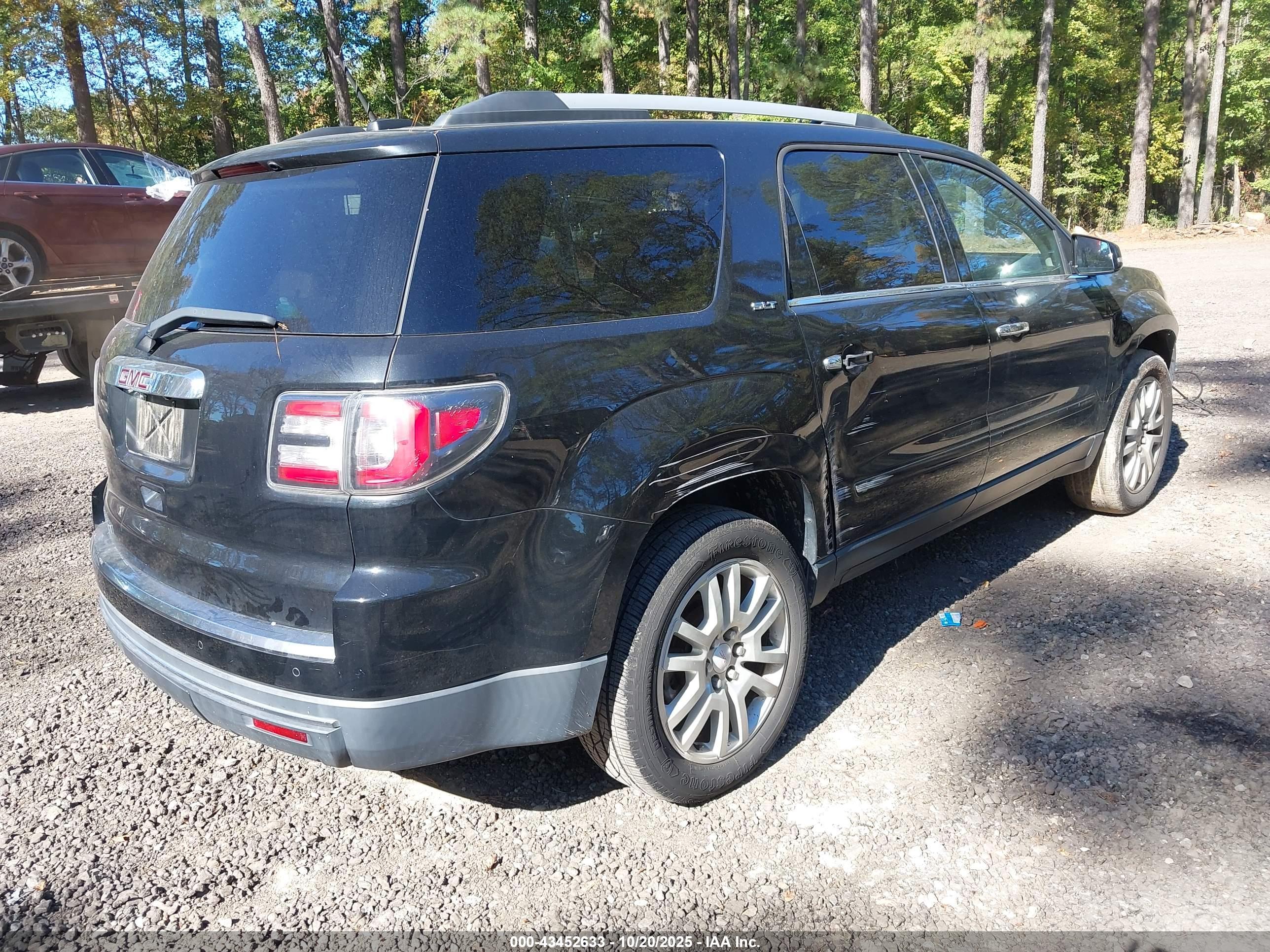 GMC ACADIA image 4