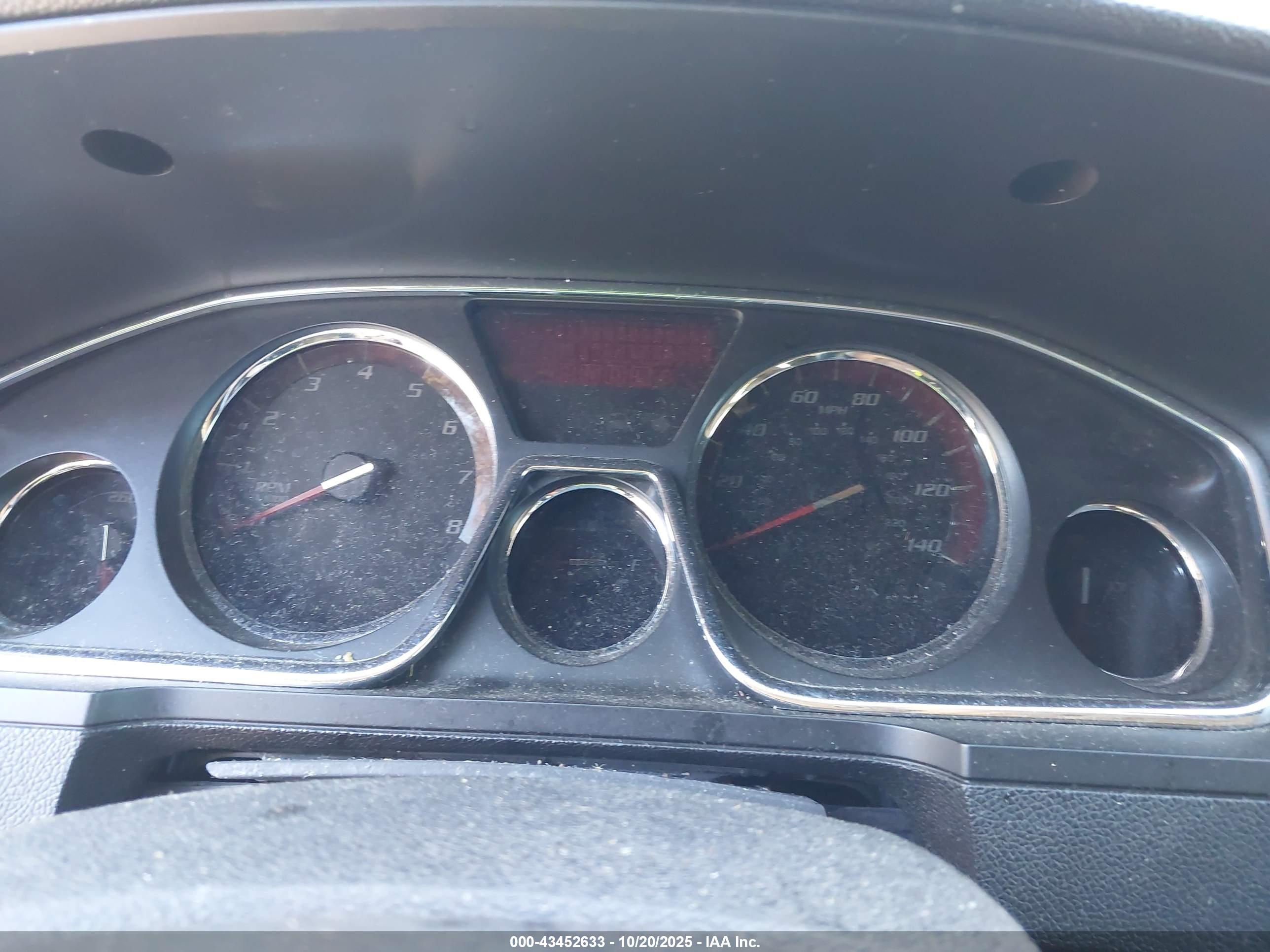 GMC ACADIA image 7