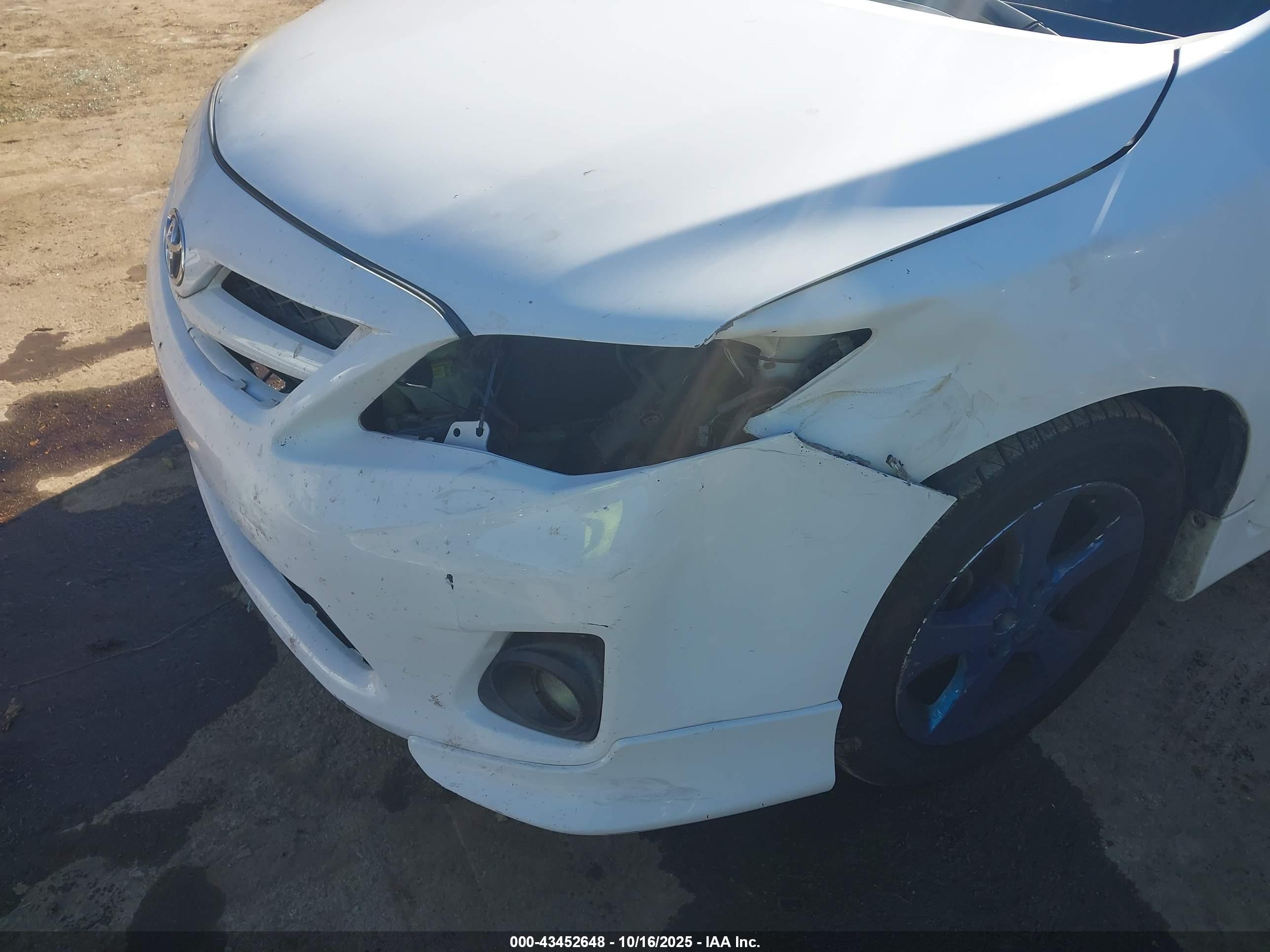TOYOTA COROLLA image 6
