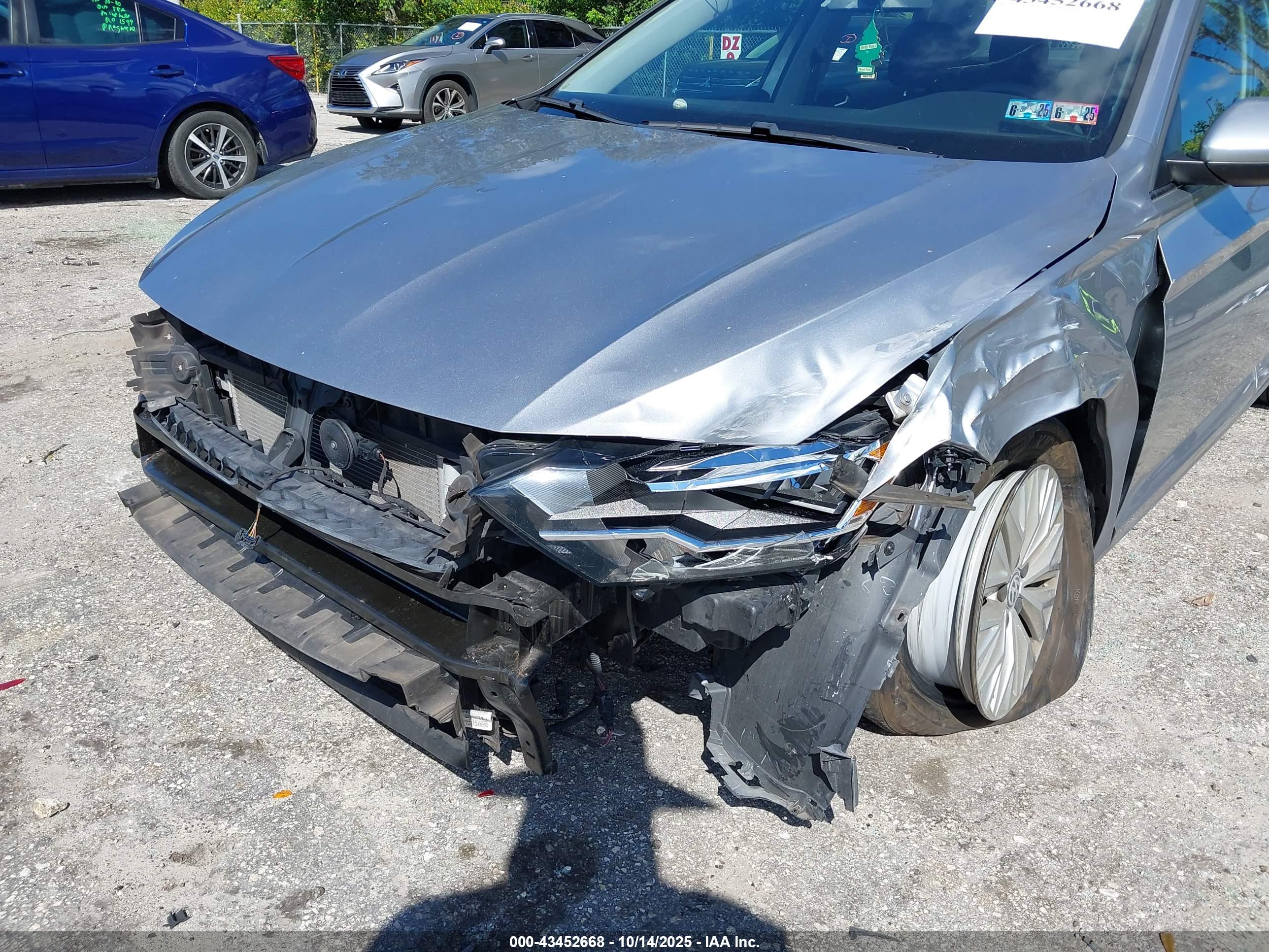 VOLKSWAGEN JETTA image 6