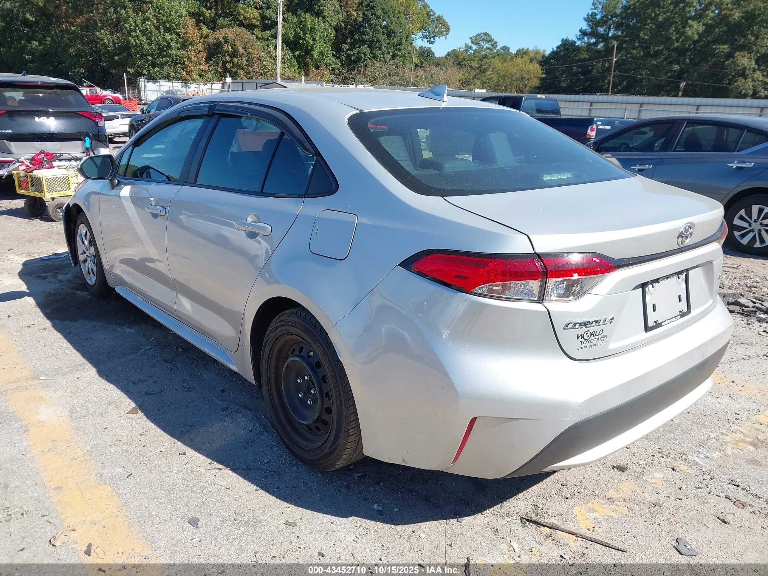 TOYOTA COROLLA image 3