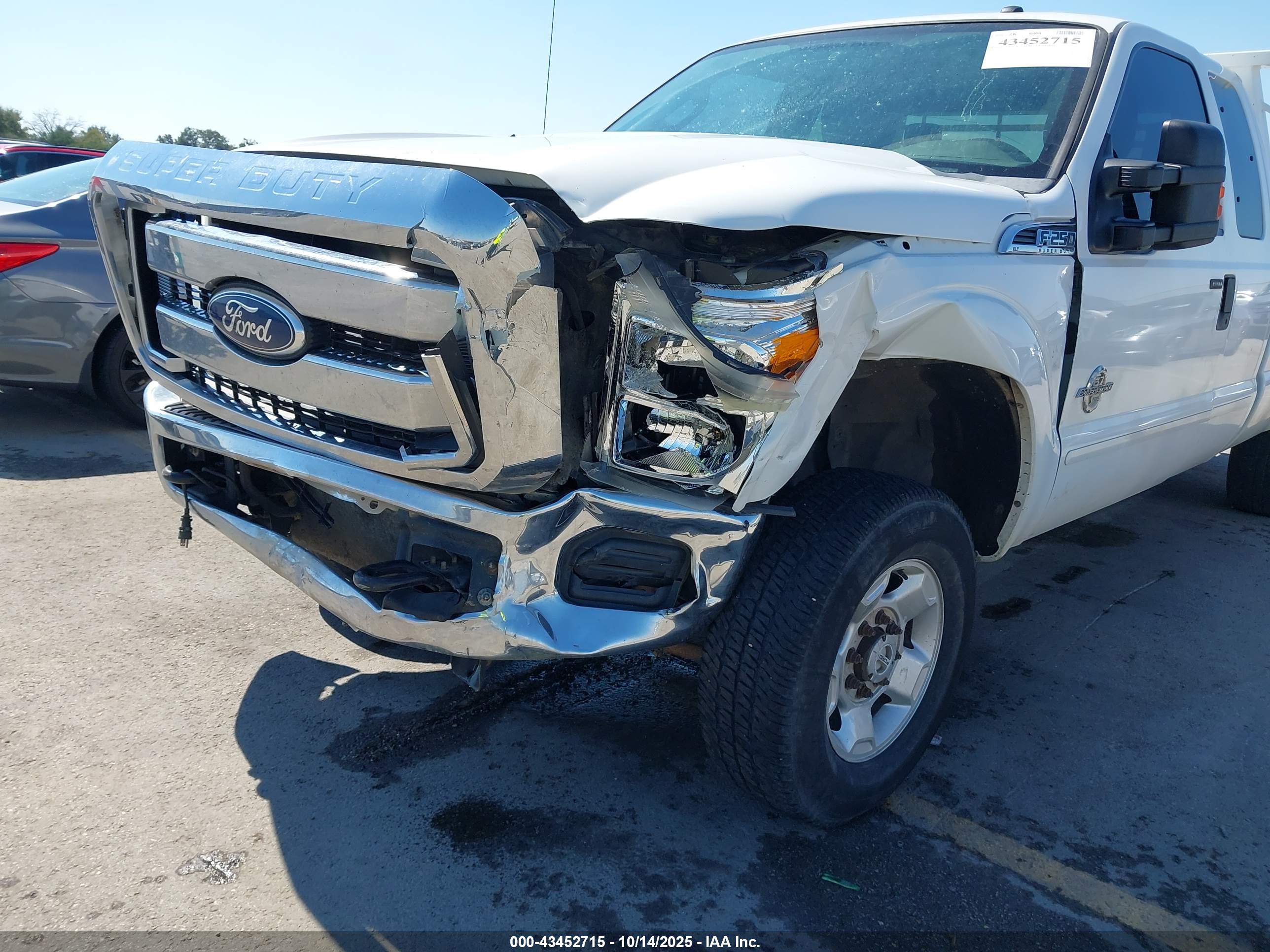 FORD F-250 image 6