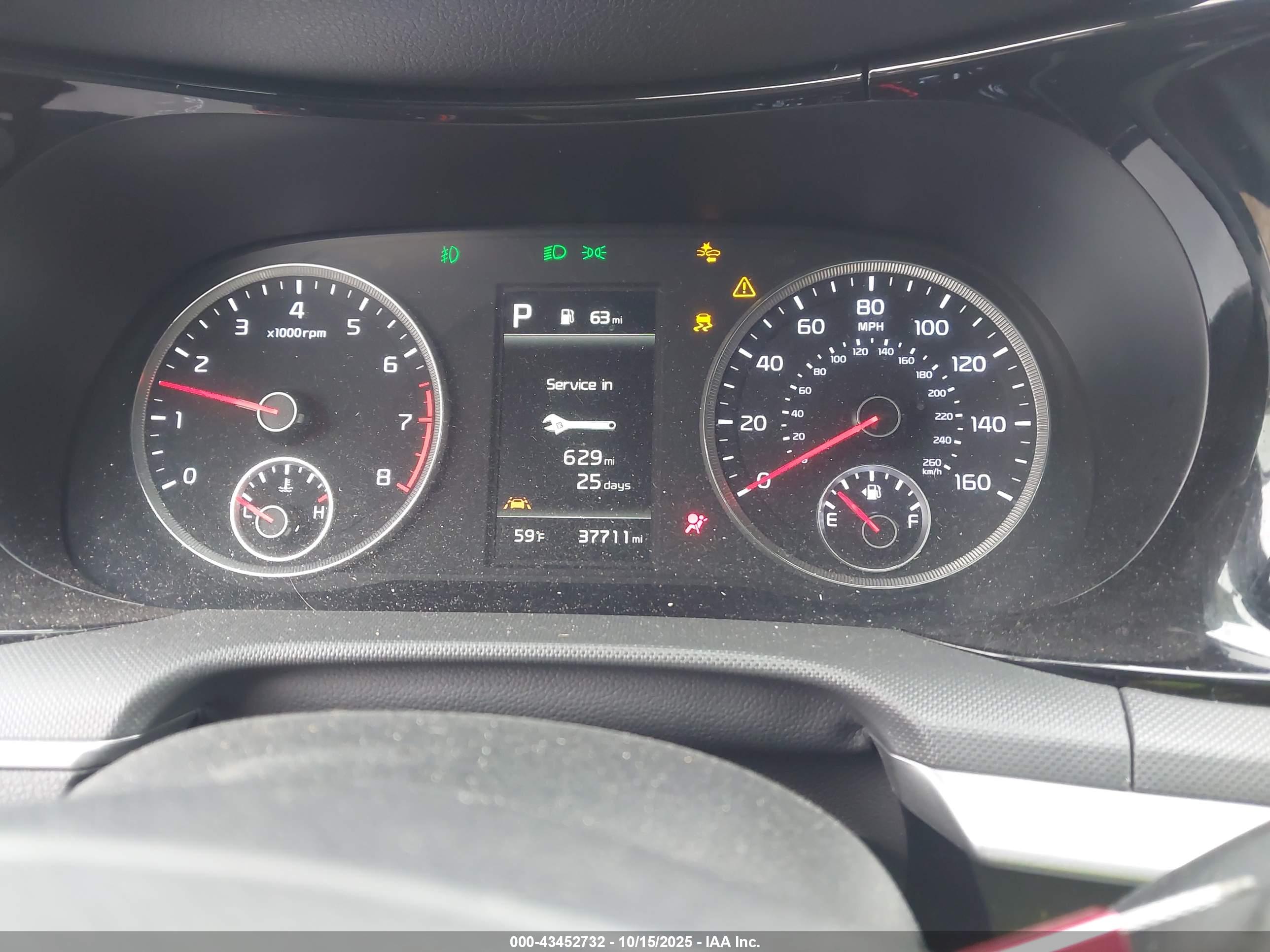 KIA K5 image 7