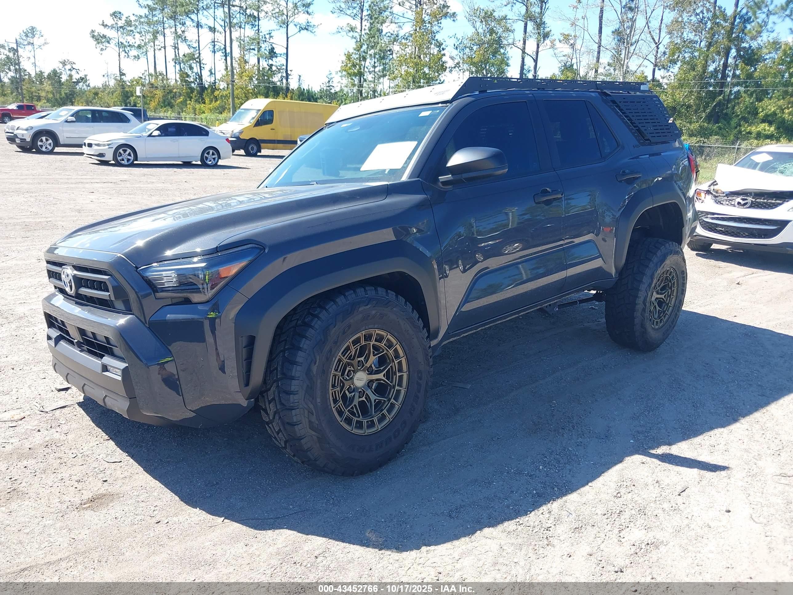 TOYOTA 4RUNNER image 2