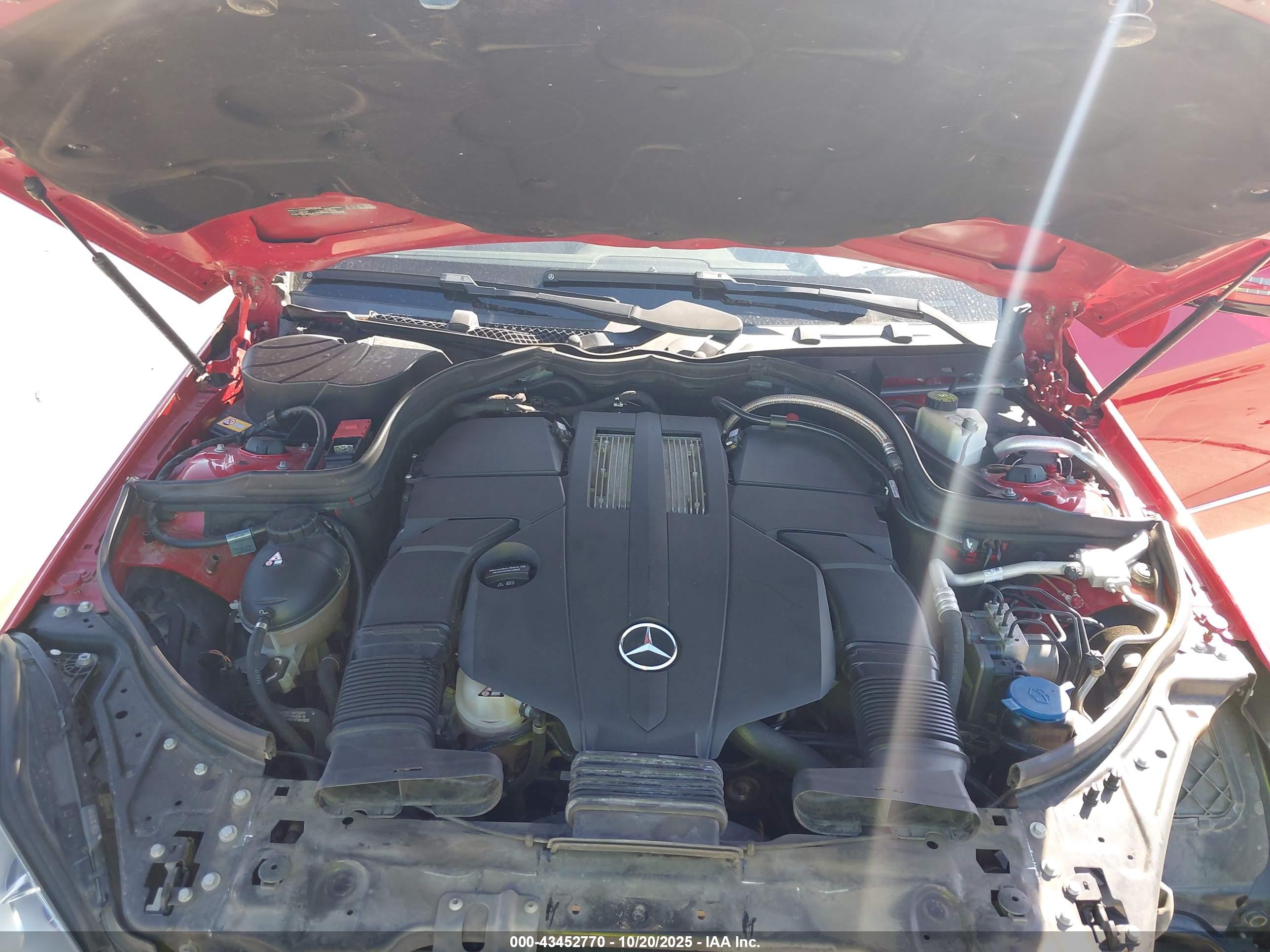 MERCEDES-BENZ E image 10