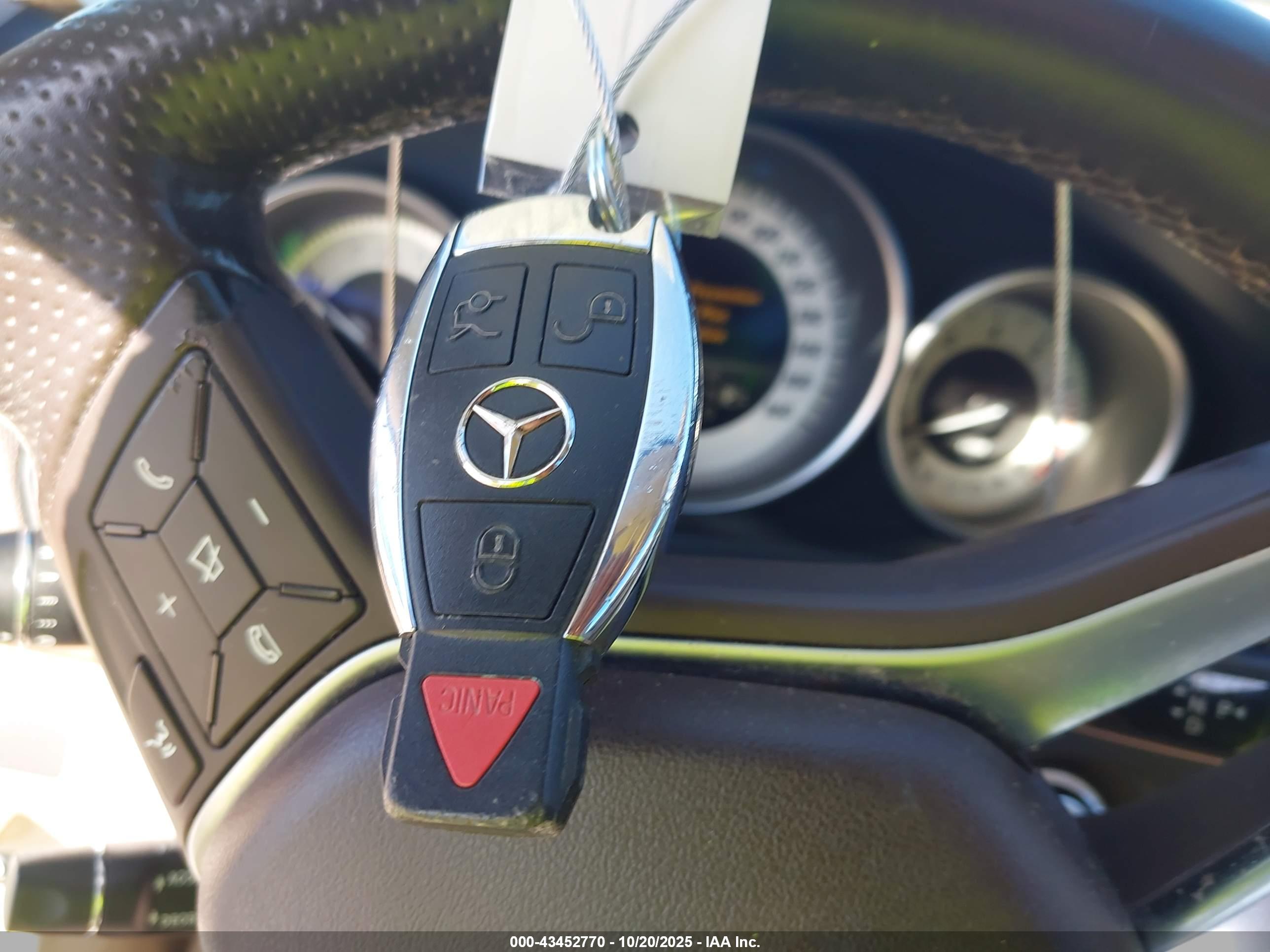 MERCEDES-BENZ E image 11