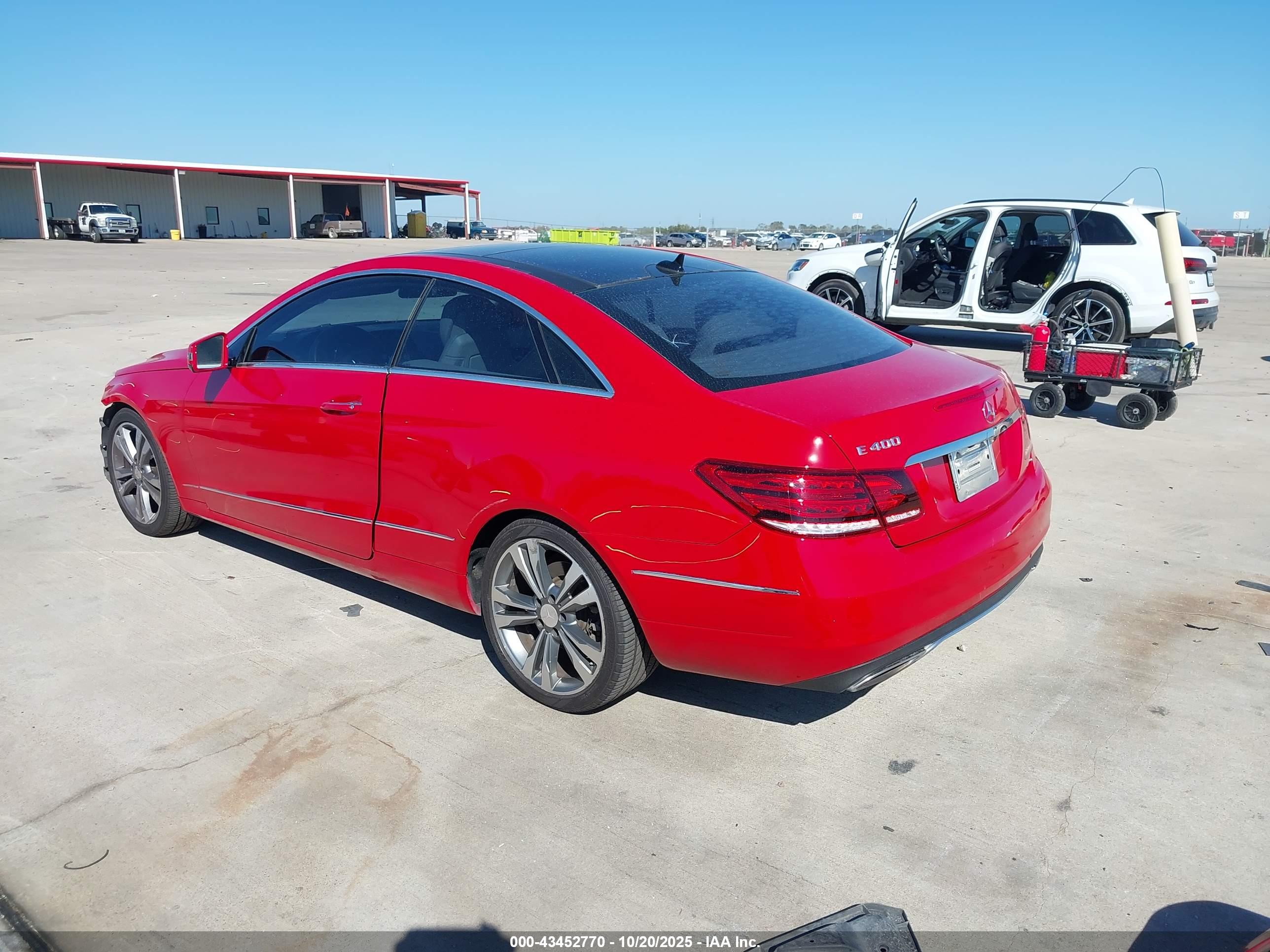 MERCEDES-BENZ E image 3