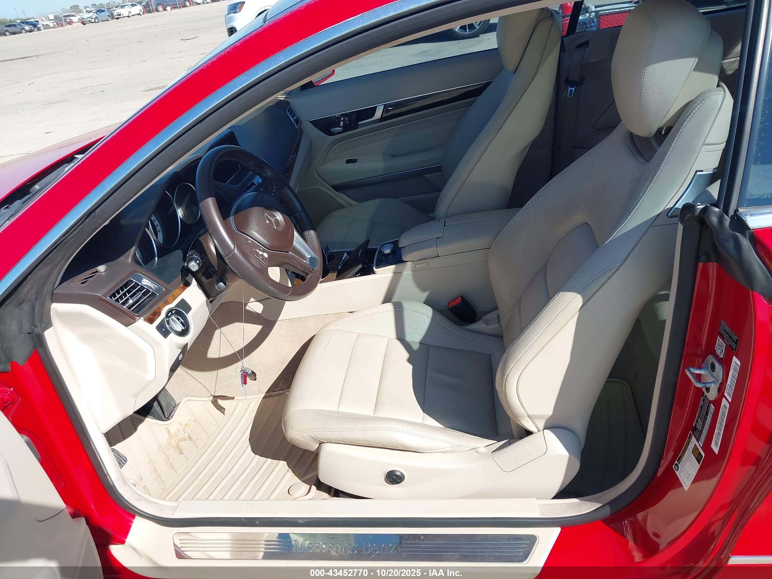 MERCEDES-BENZ E image 8