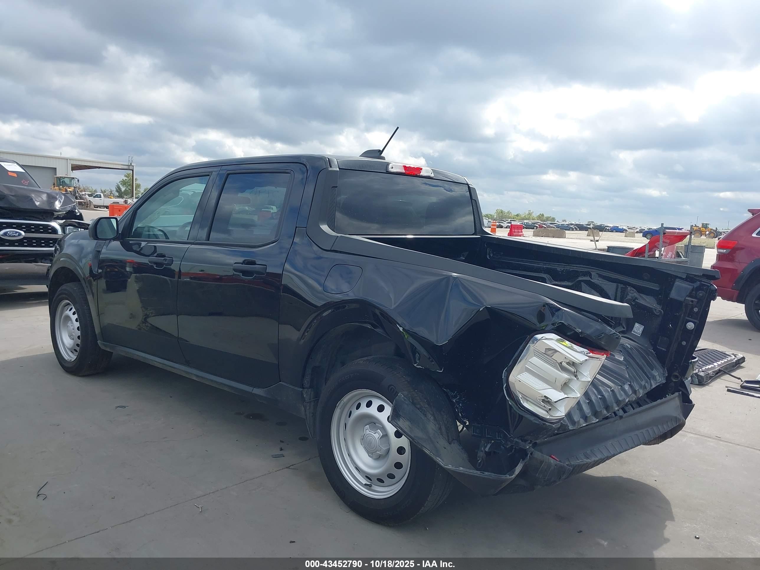 FORD MAVERICK image 3