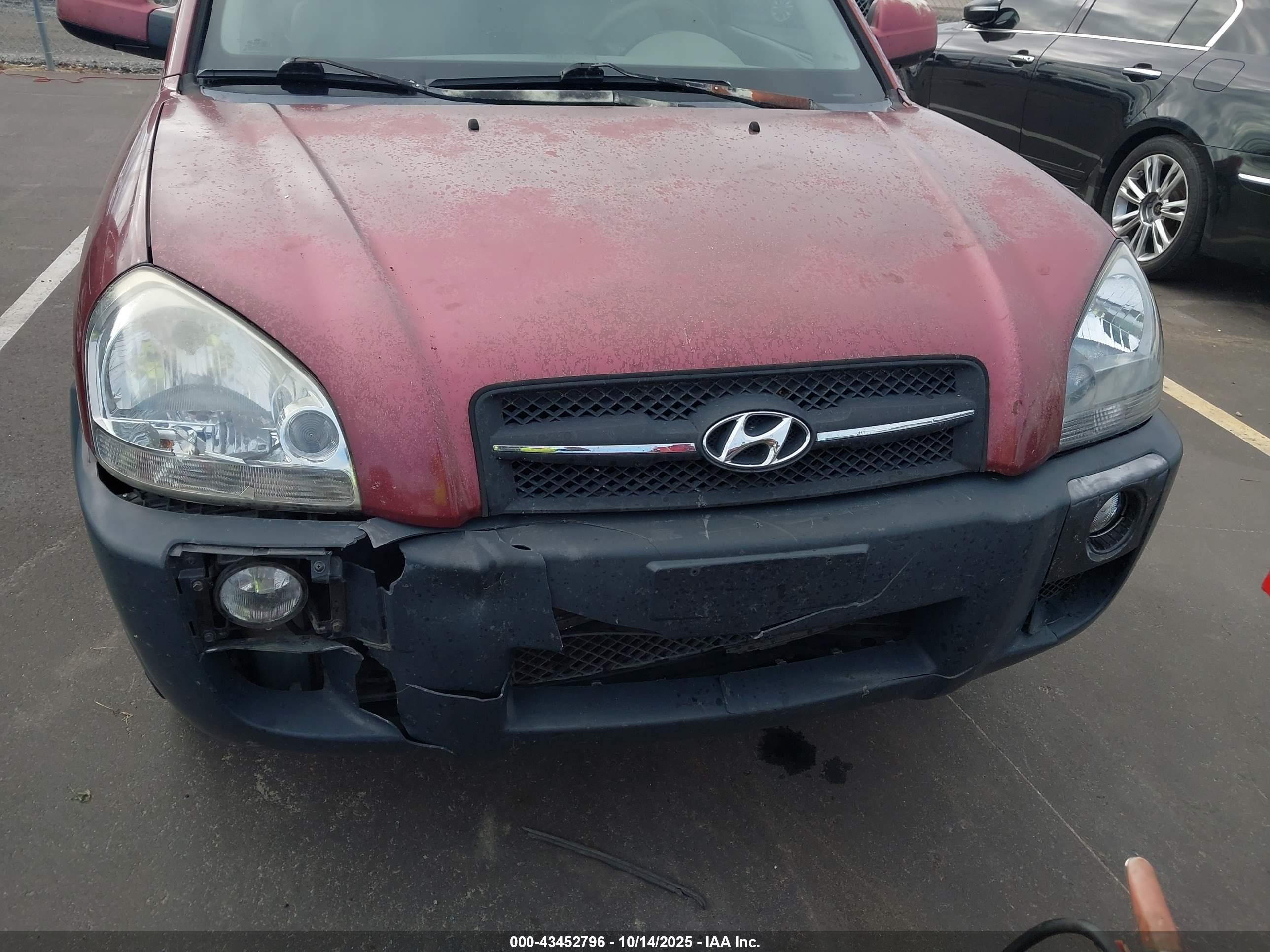 HYUNDAI TUCSON image 6
