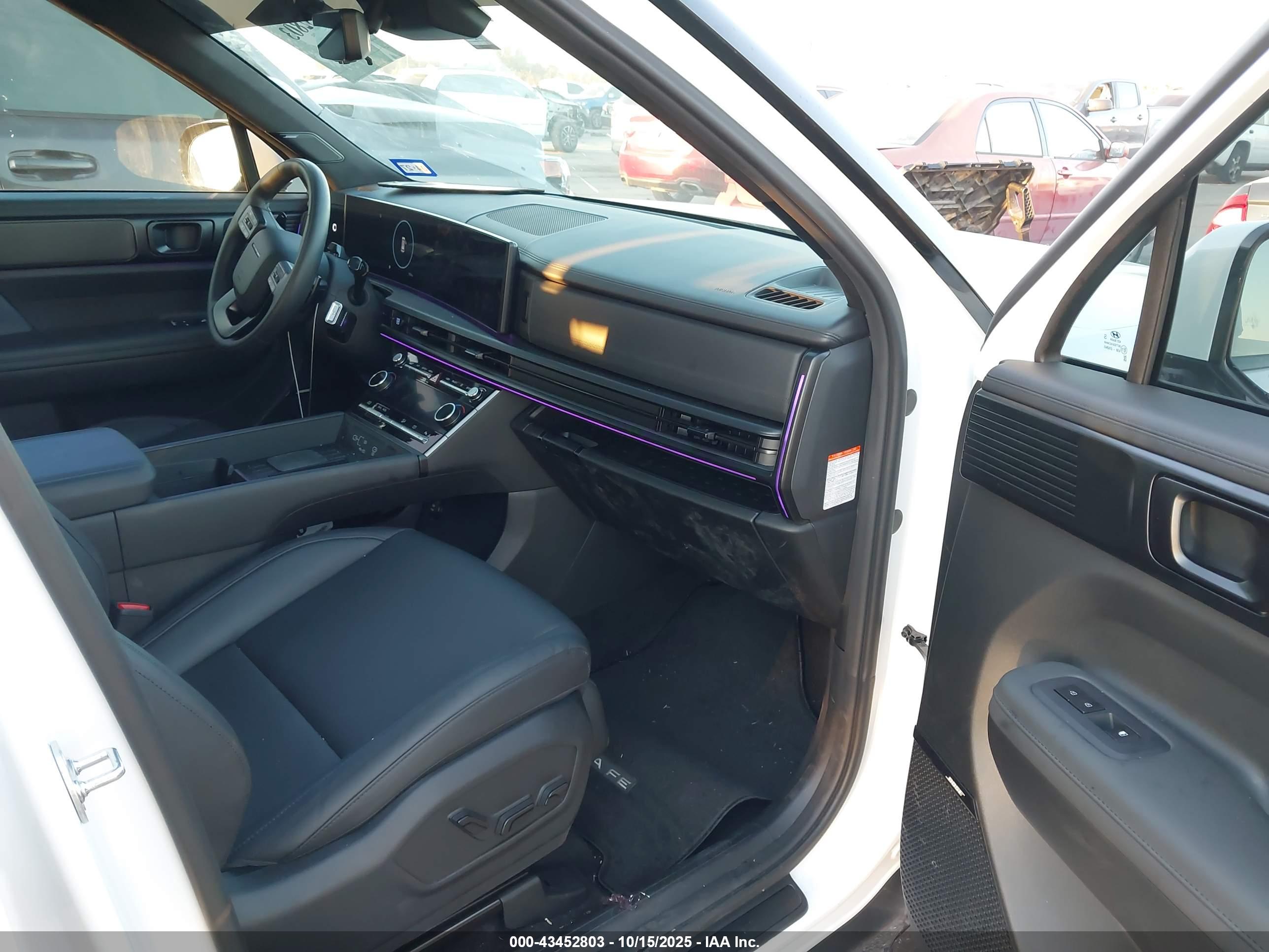 HYUNDAI SANTA image 5