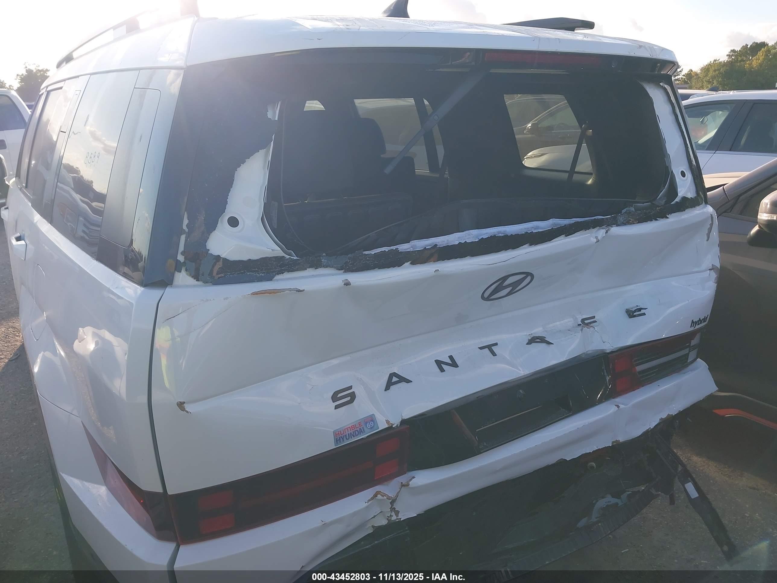 HYUNDAI SANTA image 6