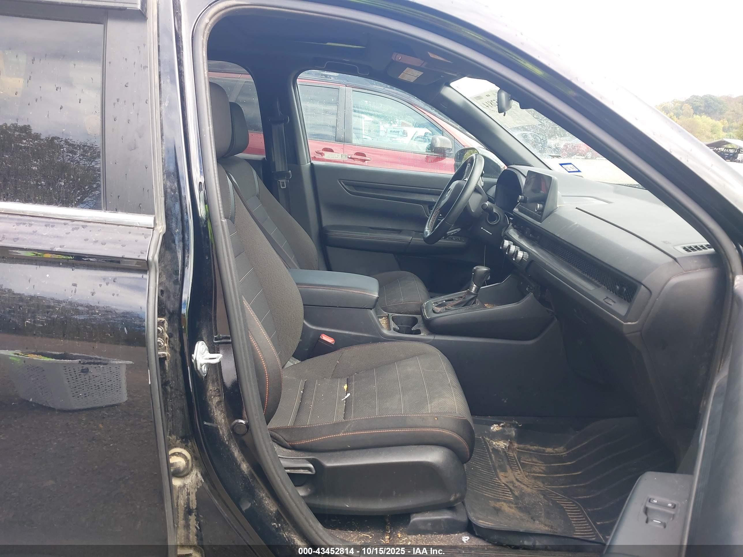 HONDA CR-V image 5