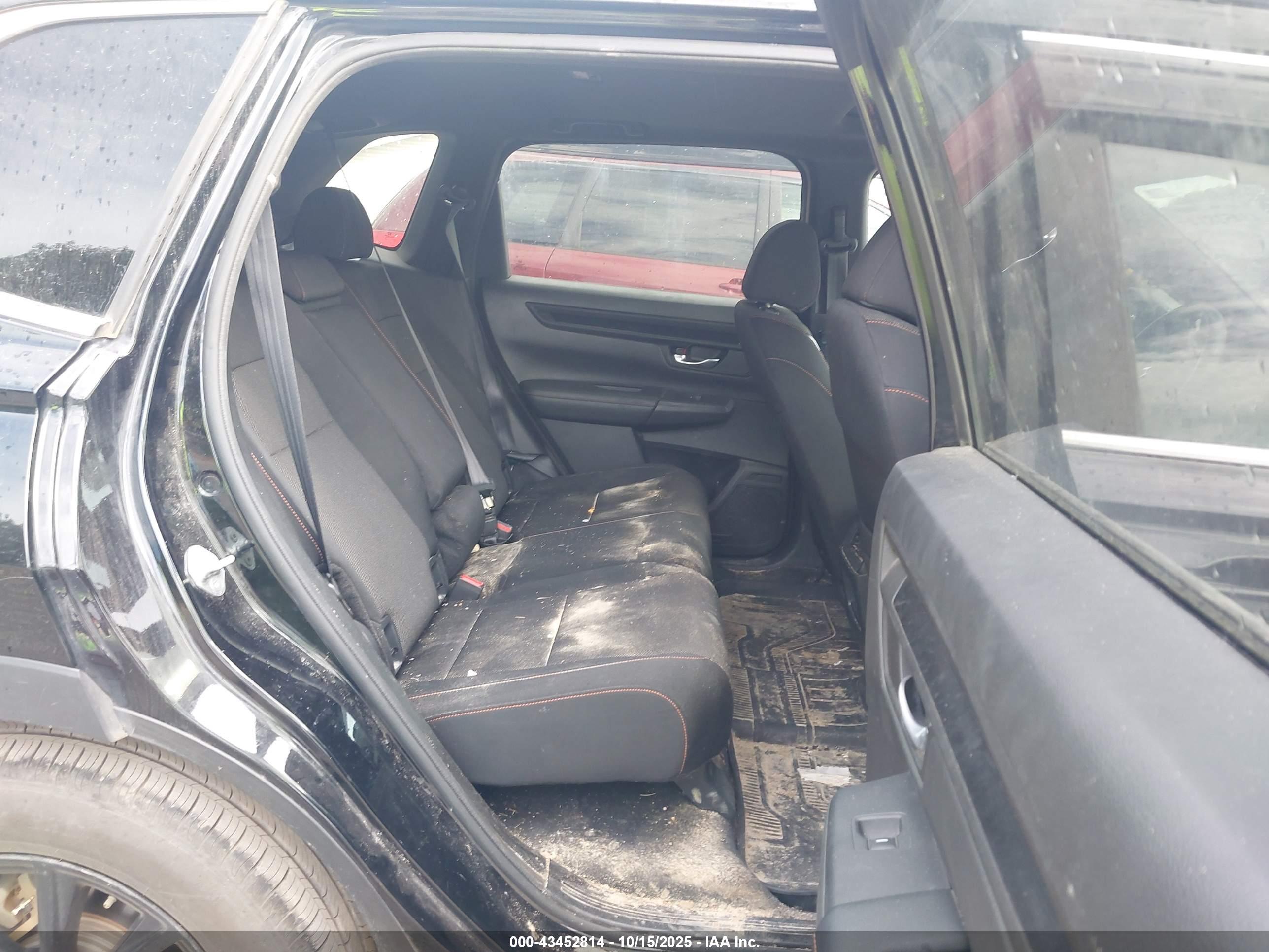 HONDA CR-V image 8