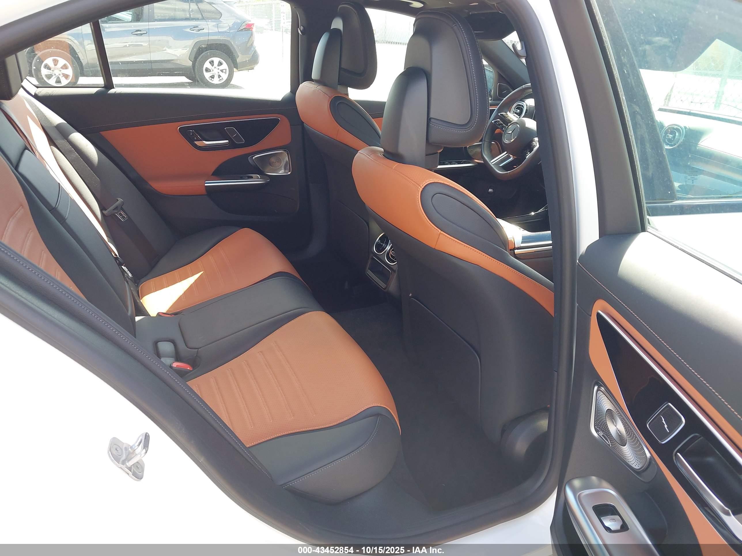 MERCEDES-BENZ C image 8