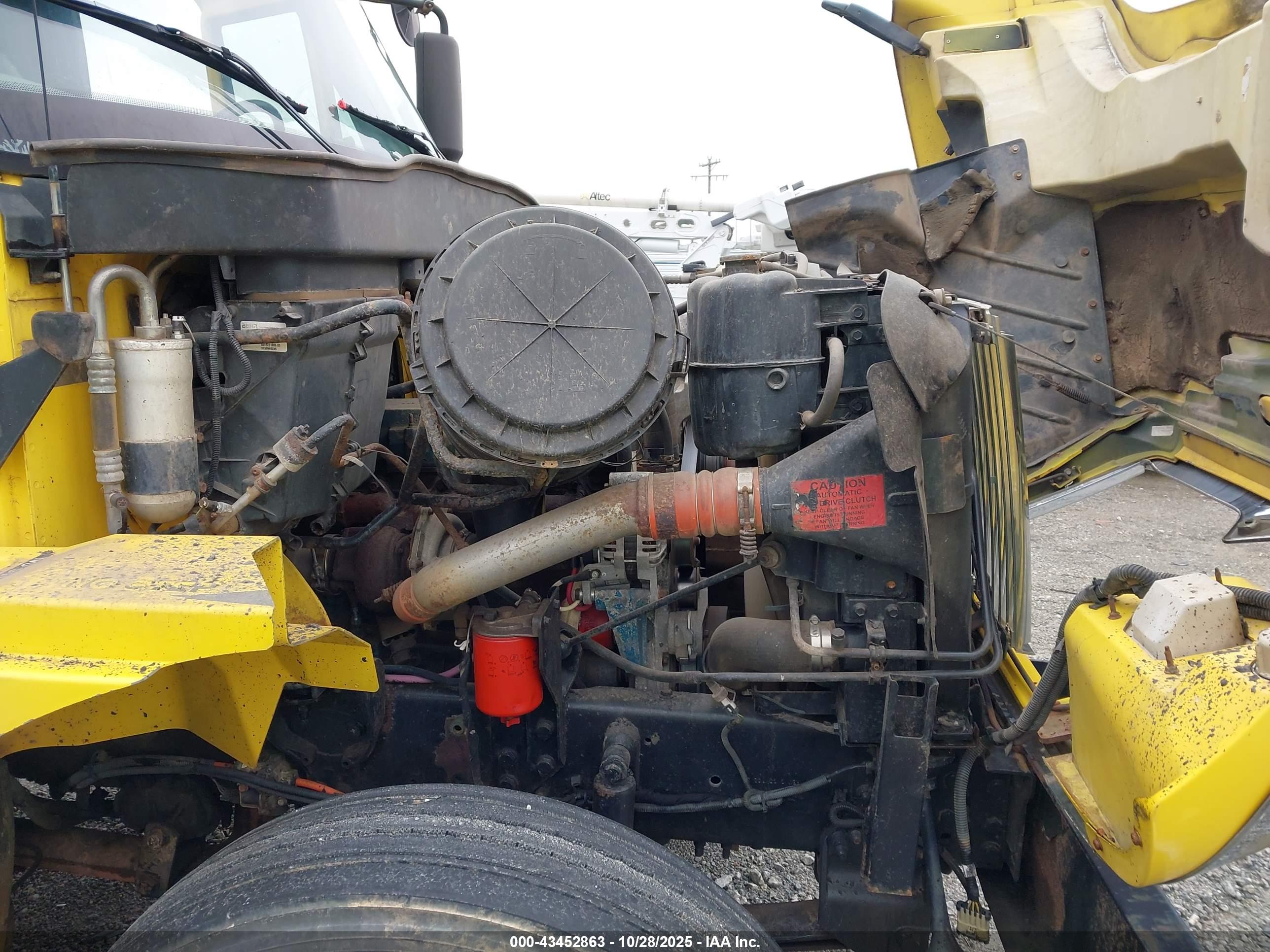 INTERNATIONAL 7000 image 10