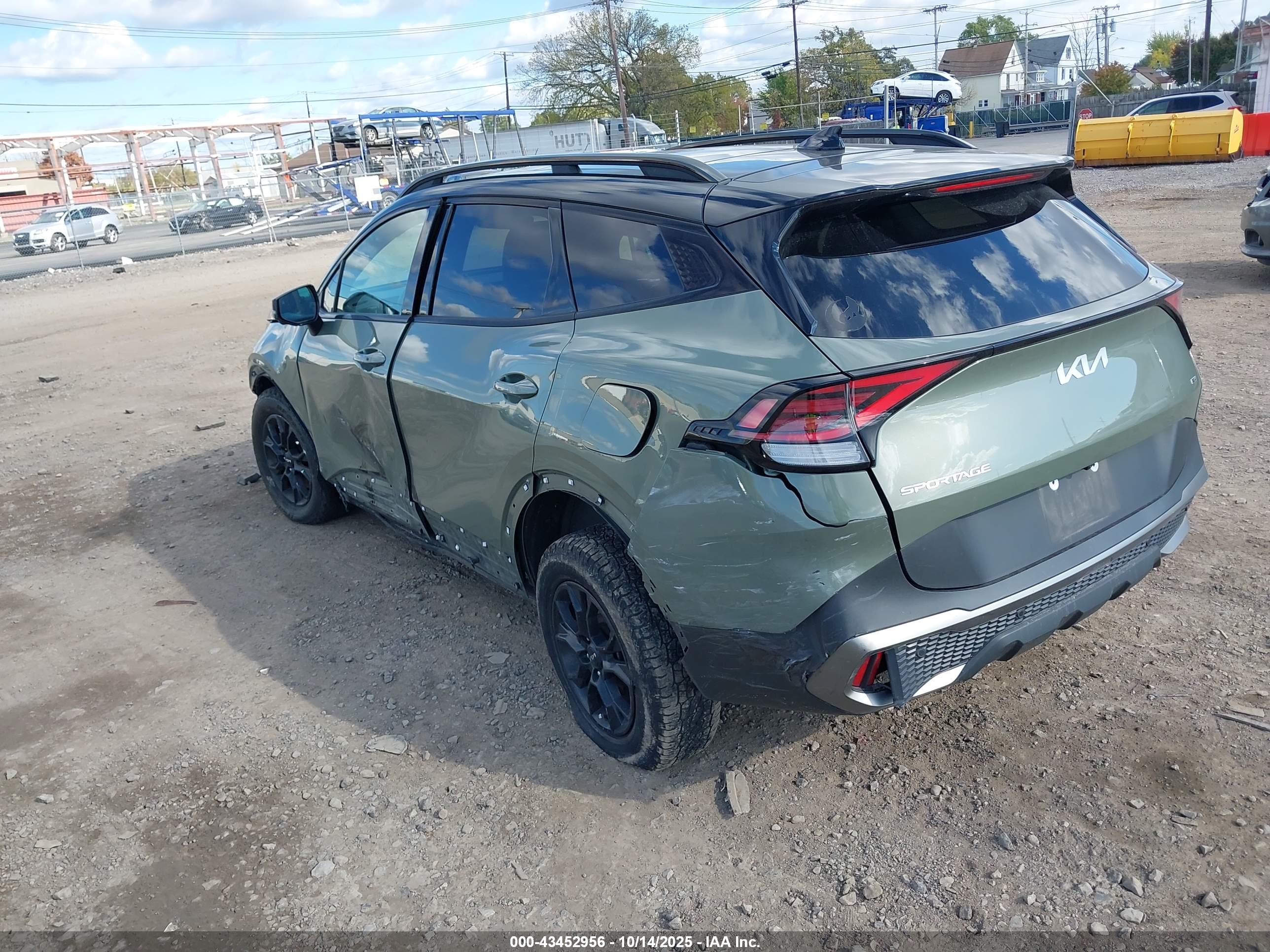 KIA SPORTAGE image 3