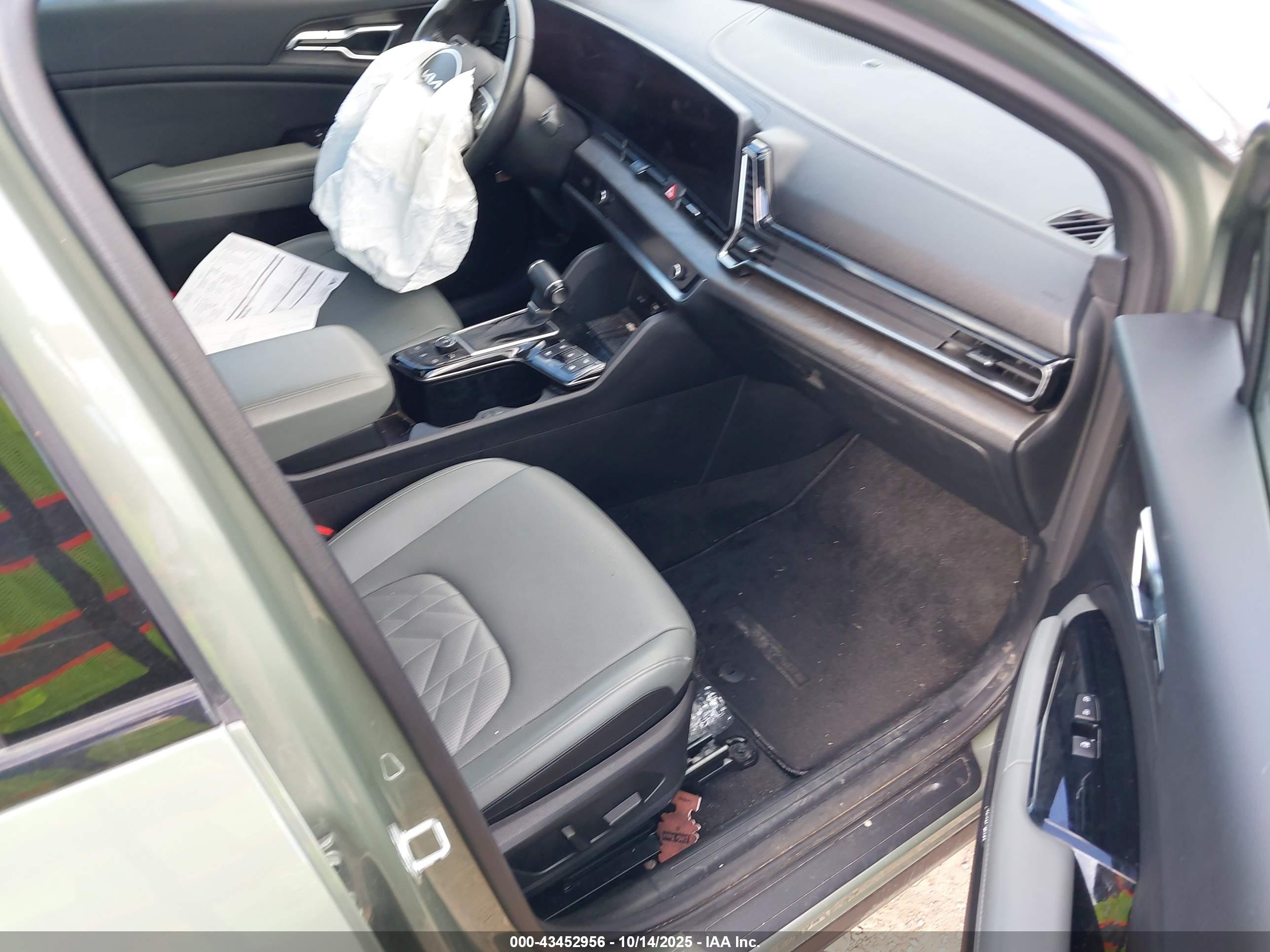 KIA SPORTAGE image 5