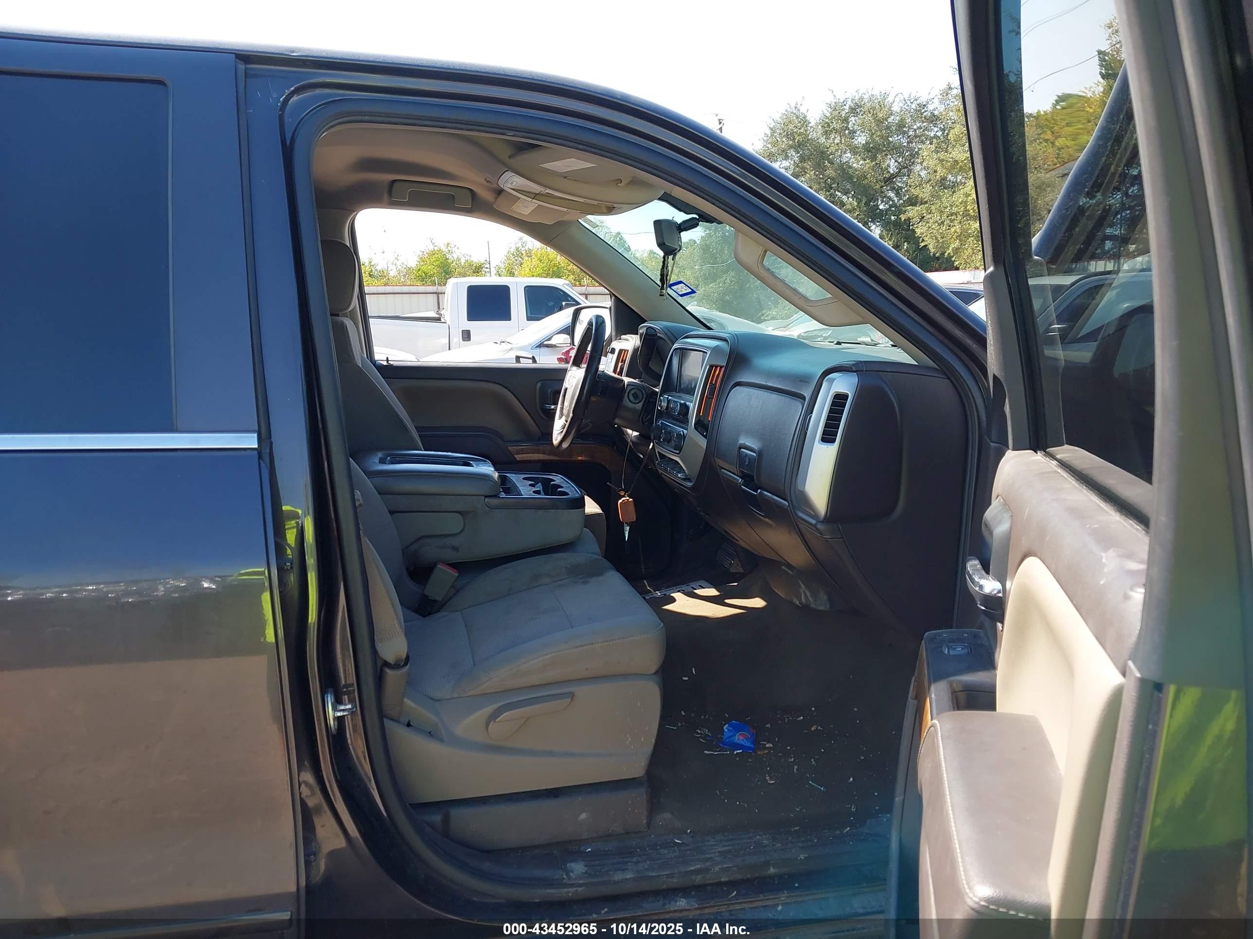 GMC SIERRA image 5