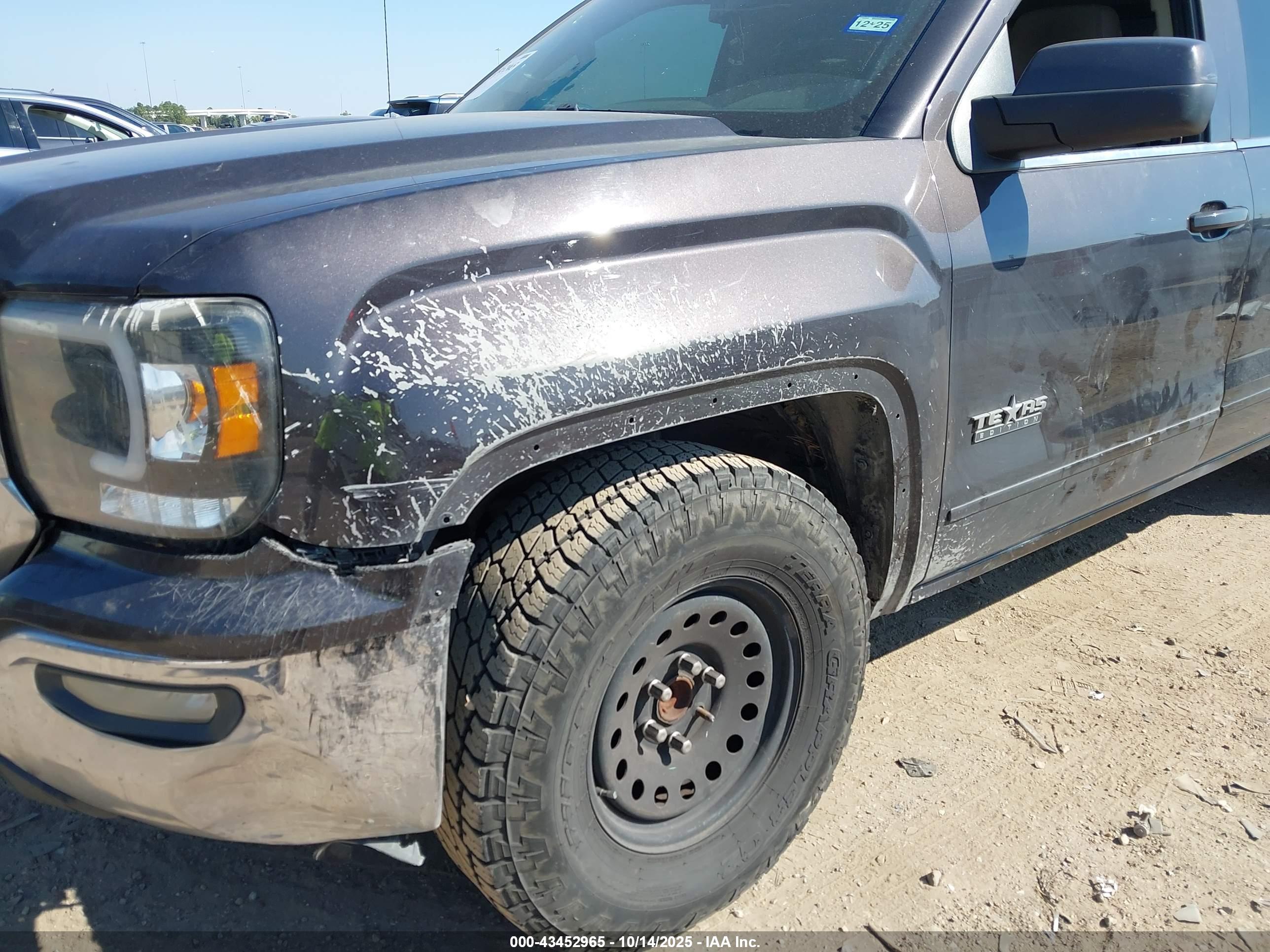 GMC SIERRA image 6