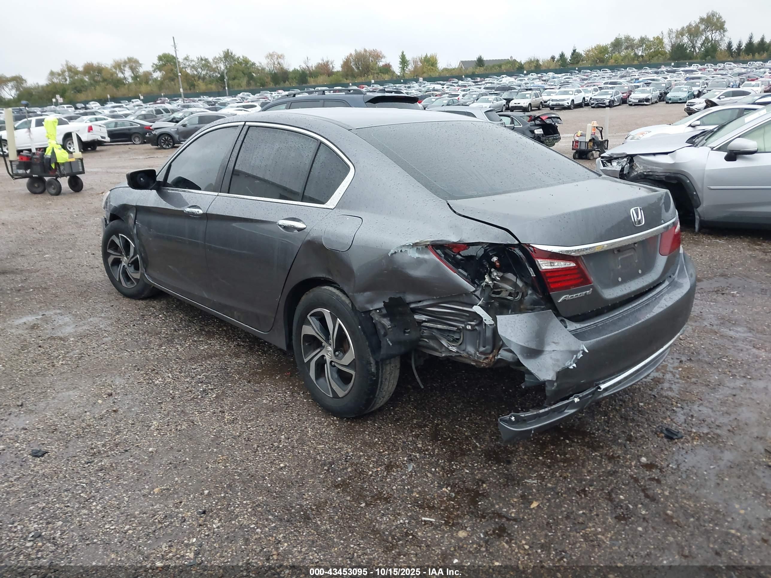 HONDA ACCORD image 3