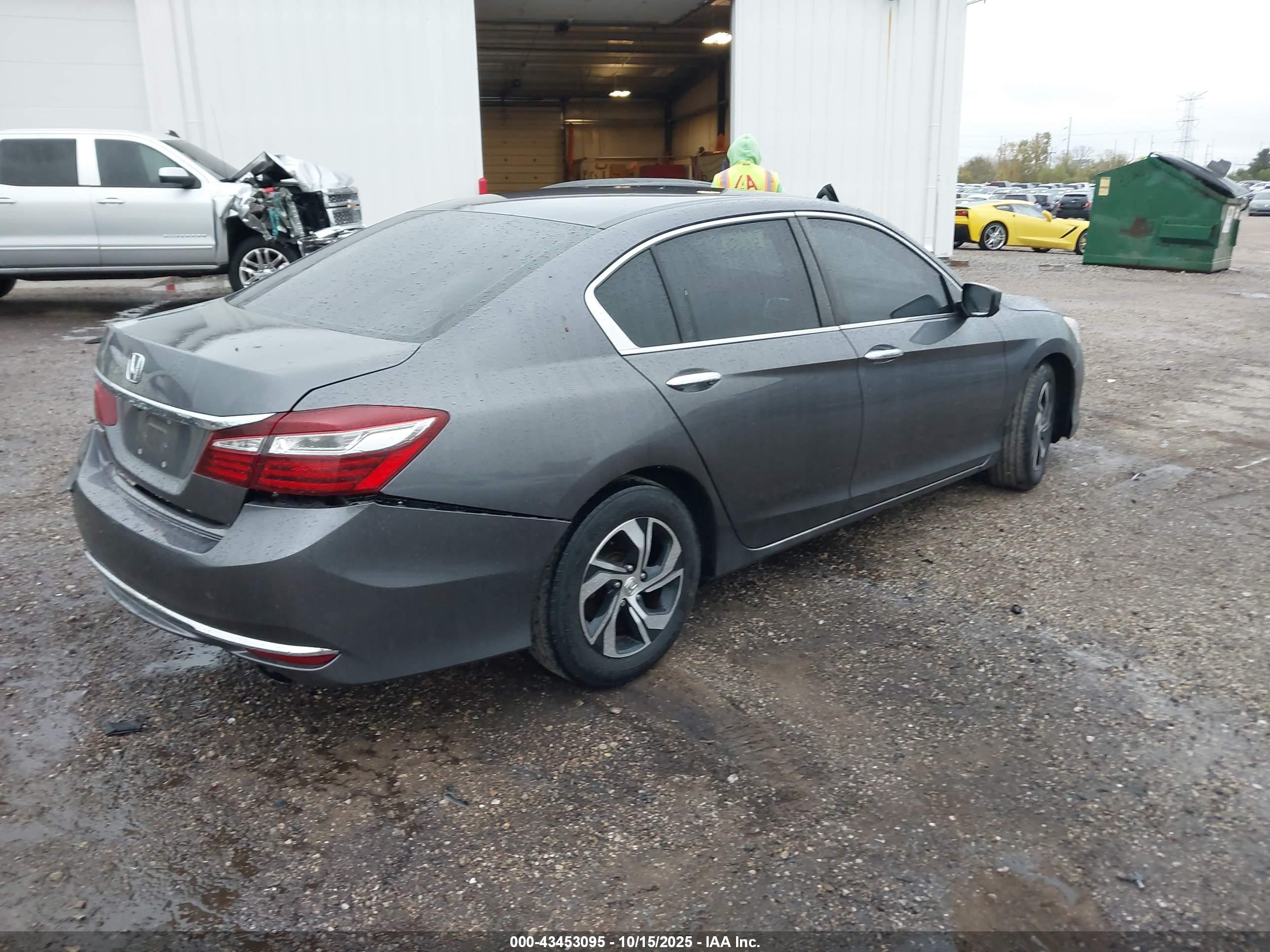 HONDA ACCORD image 4
