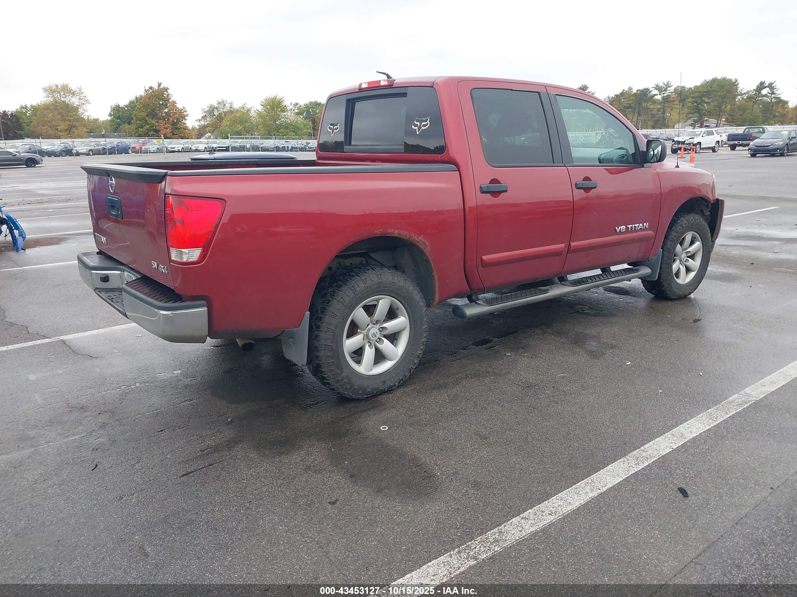 NISSAN TITAN image 4