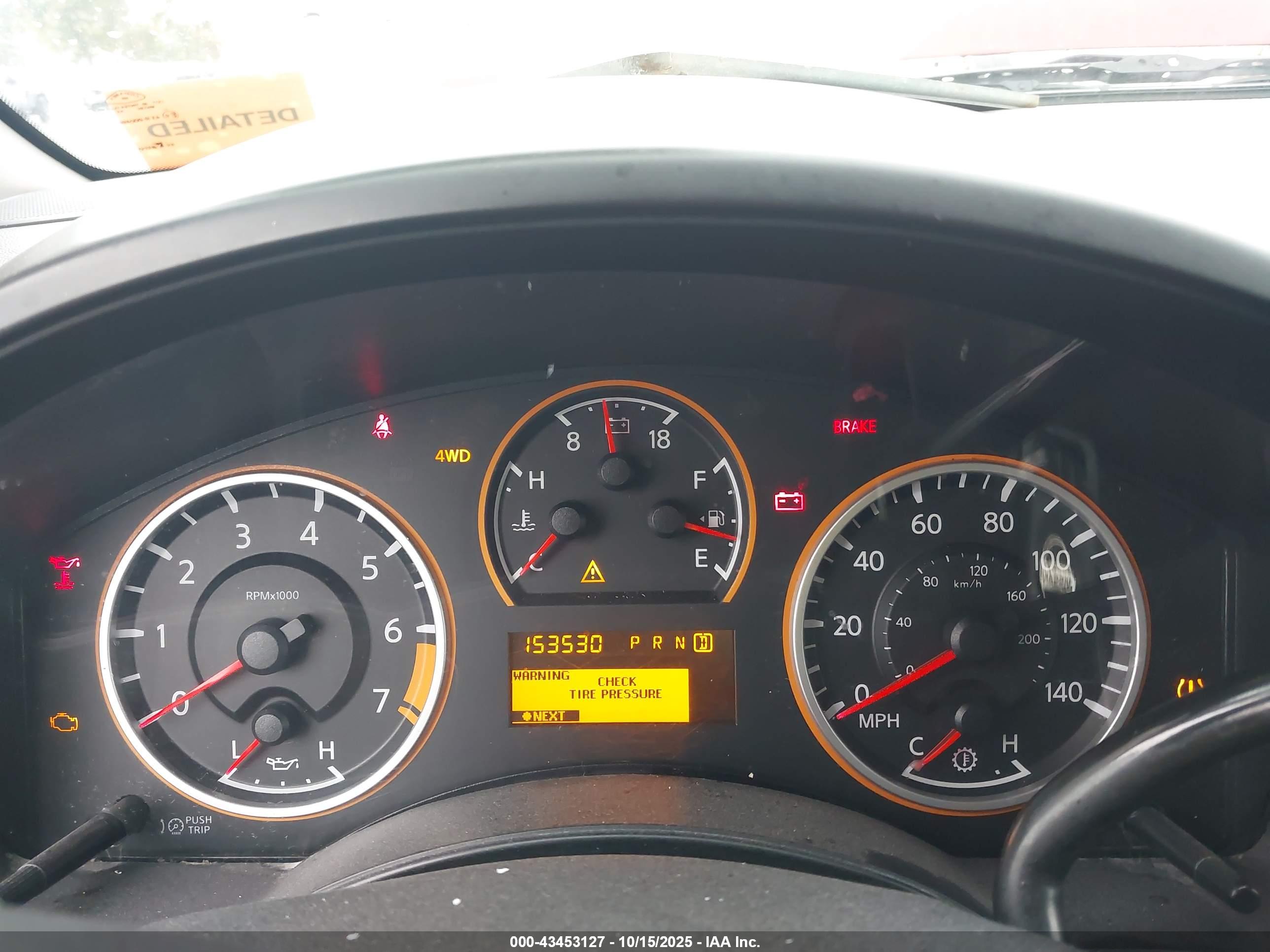 NISSAN TITAN image 7