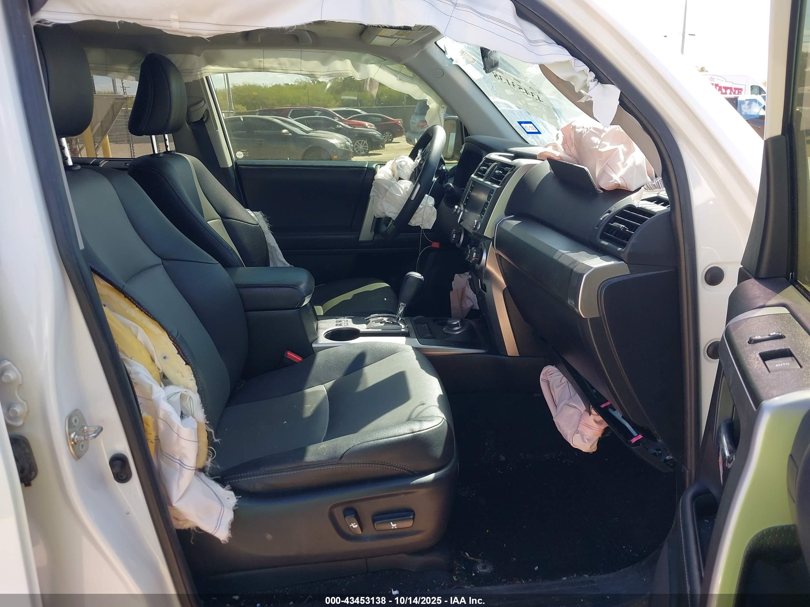 TOYOTA 4RUNNER image 5