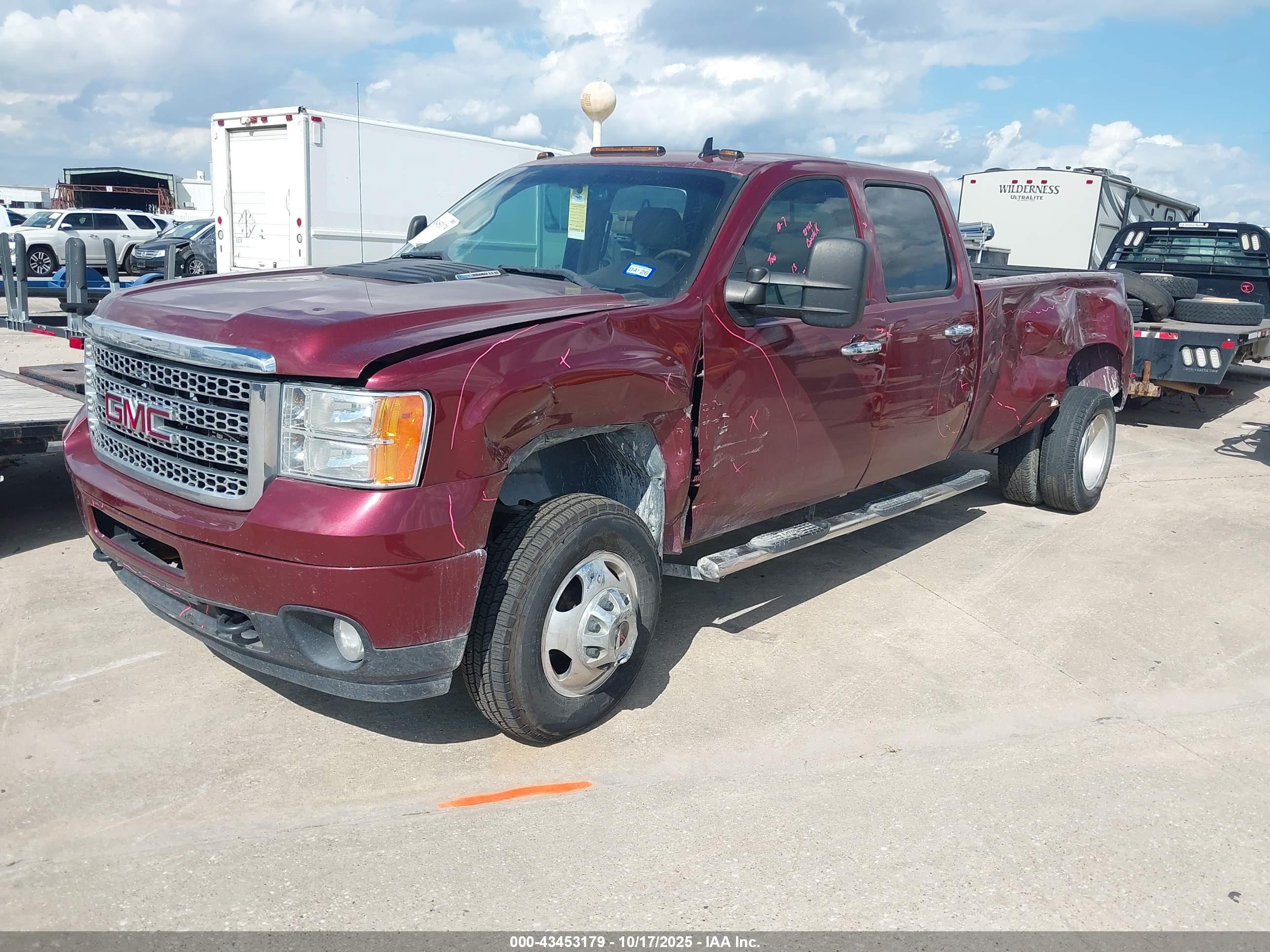 GMC SIERRA image 2