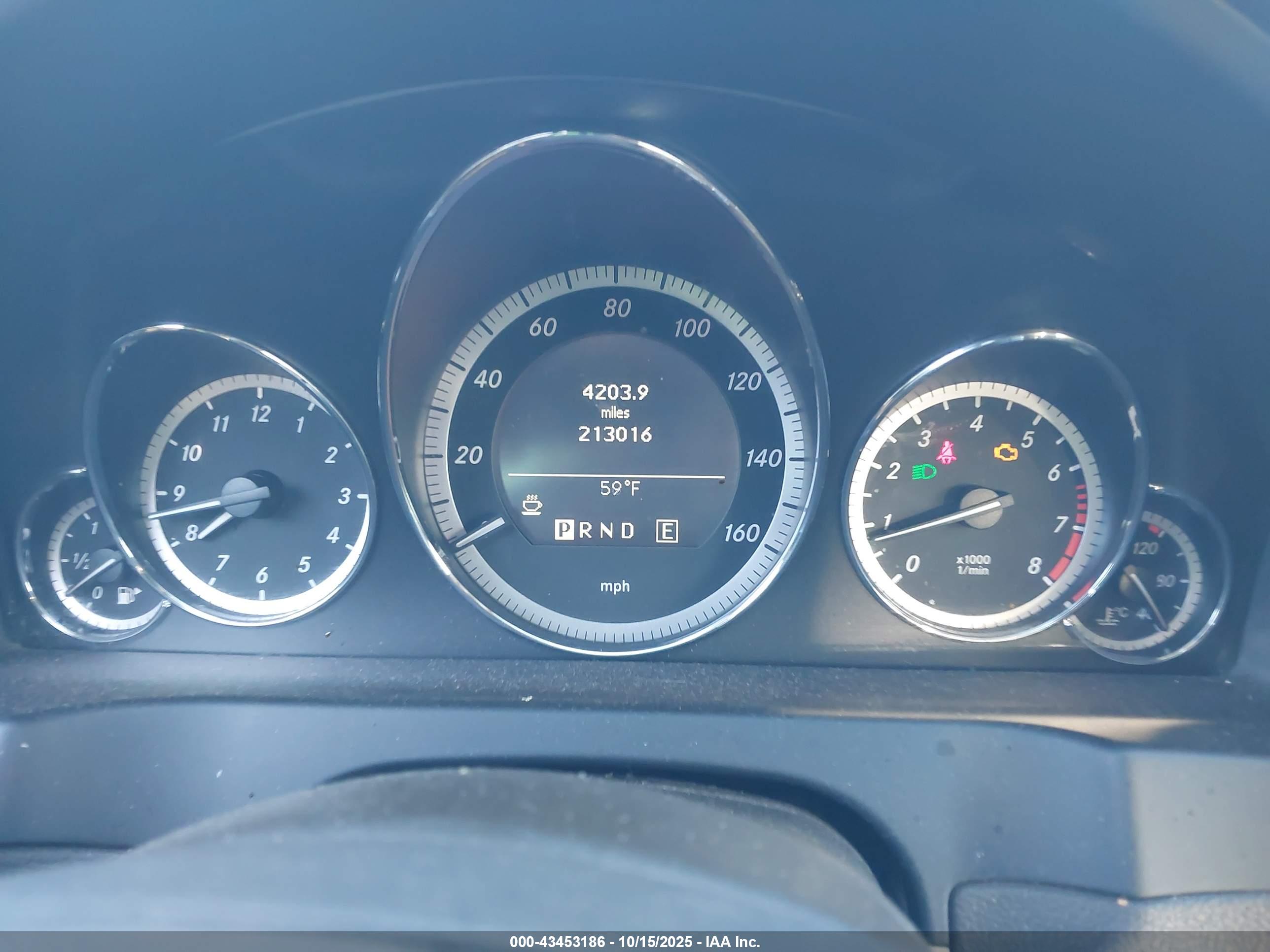 MERCEDES-BENZ E image 7
