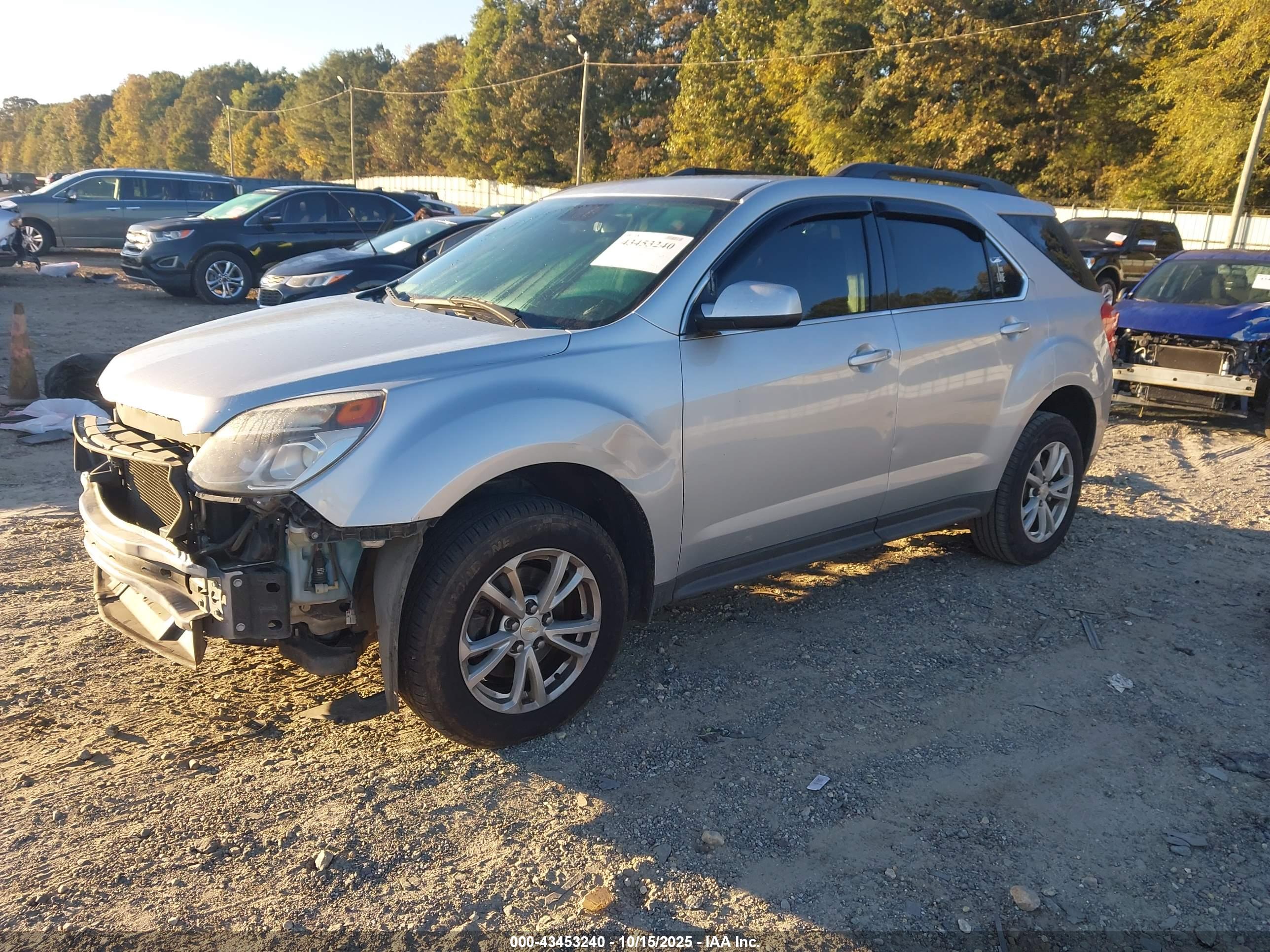 CHEVROLET EQUINOX image 2