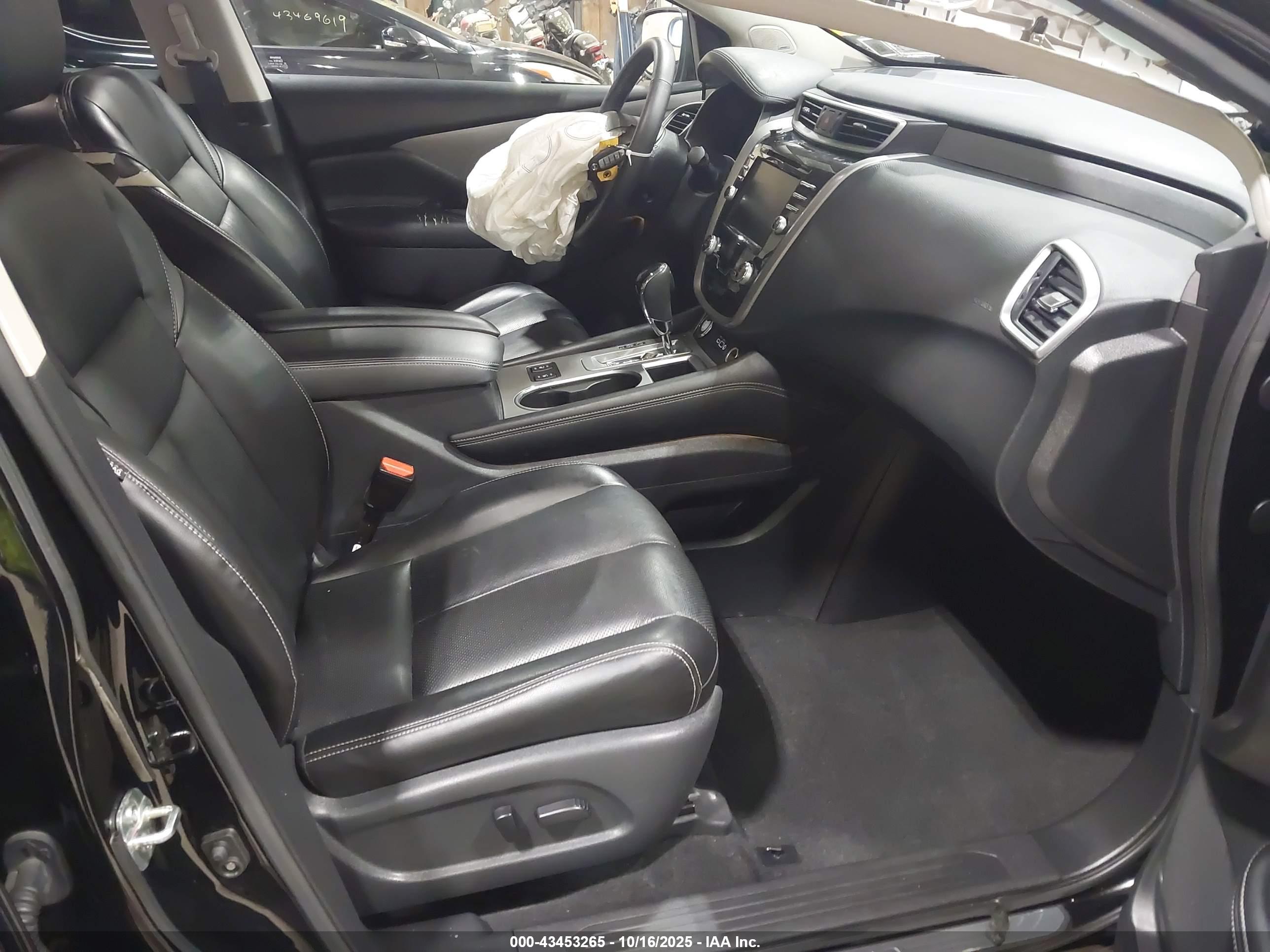 NISSAN MURANO image 5