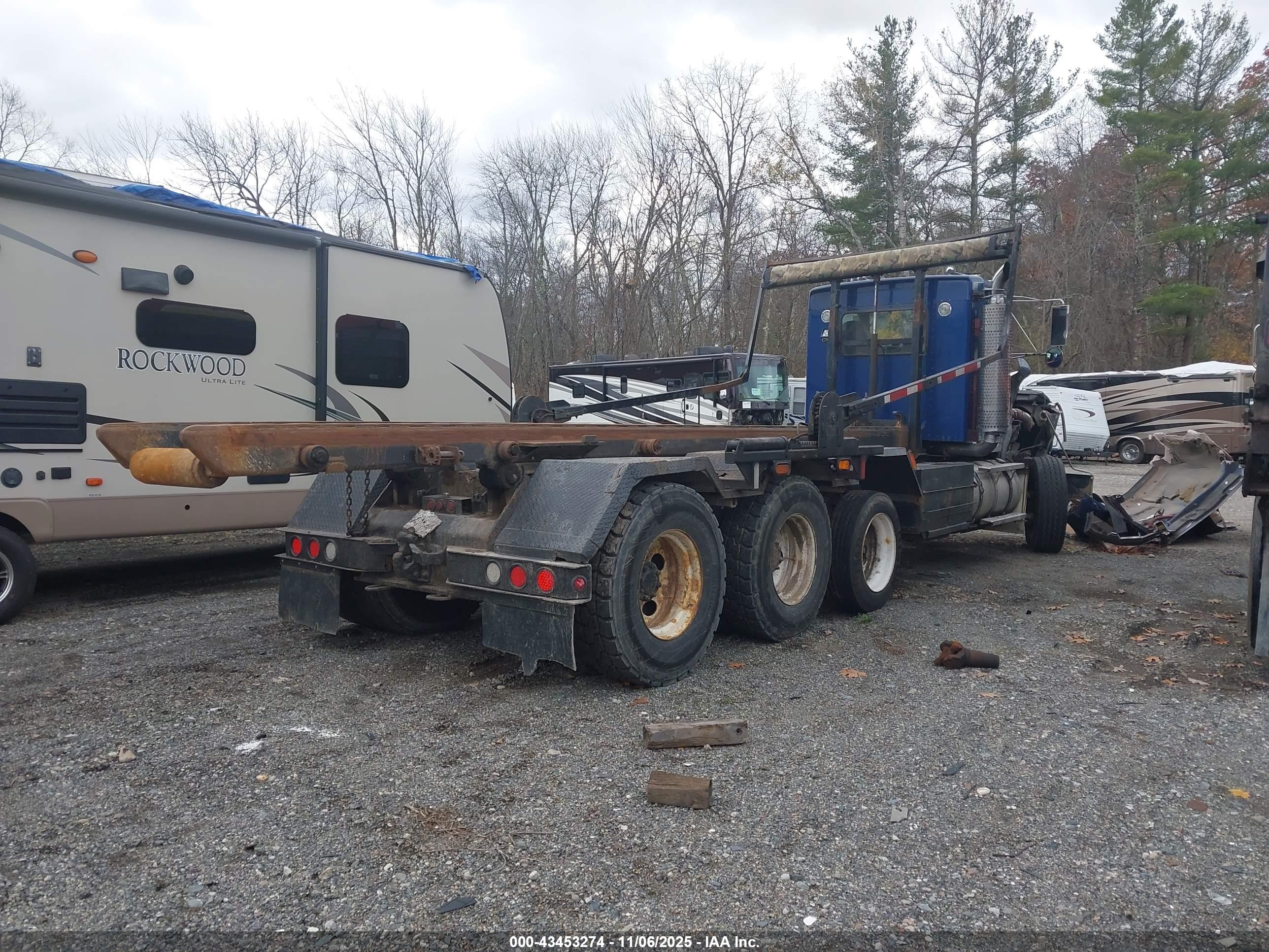 KENWORTH CONSTRUCTION image 4