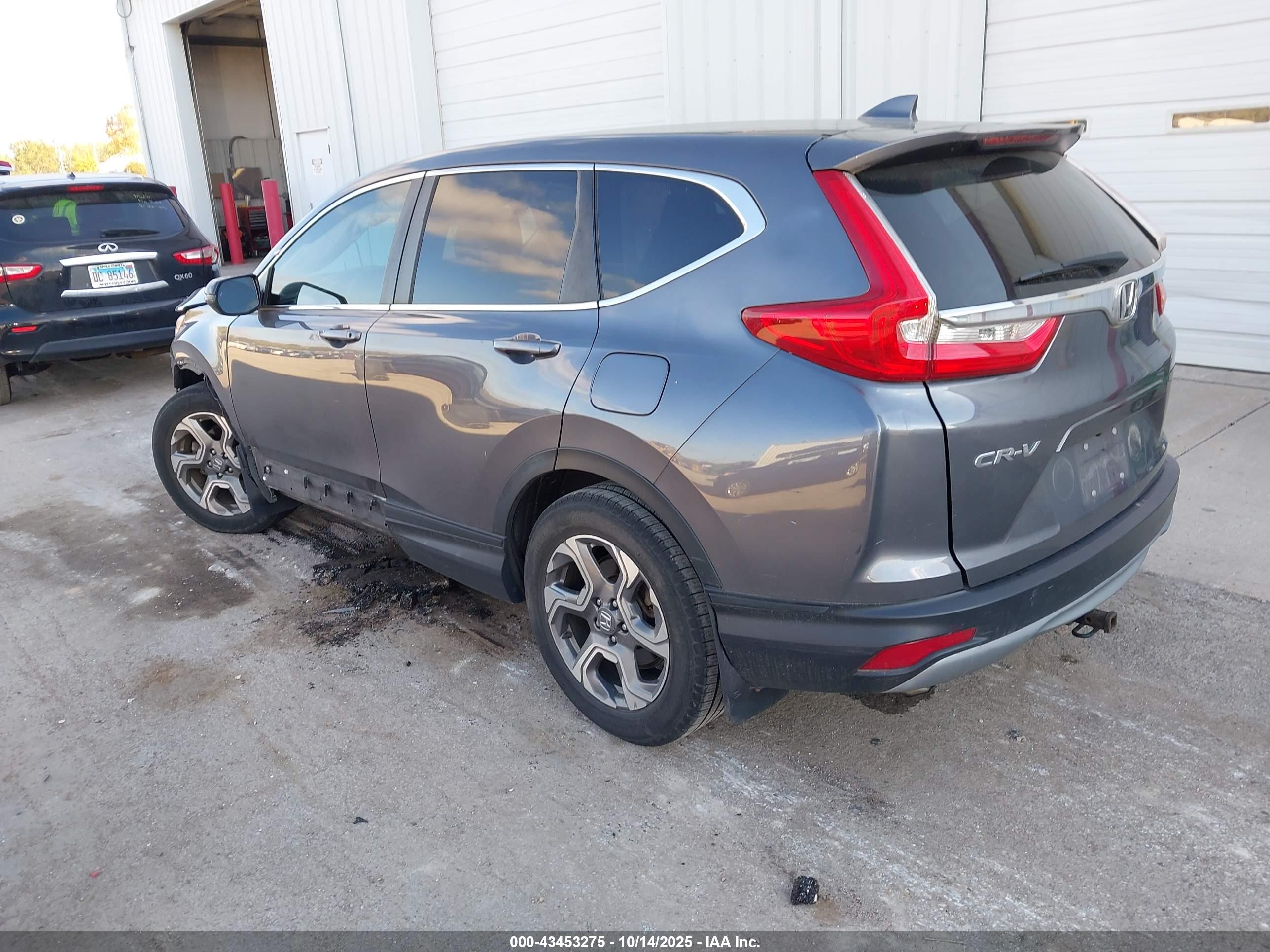 HONDA CR-V image 3