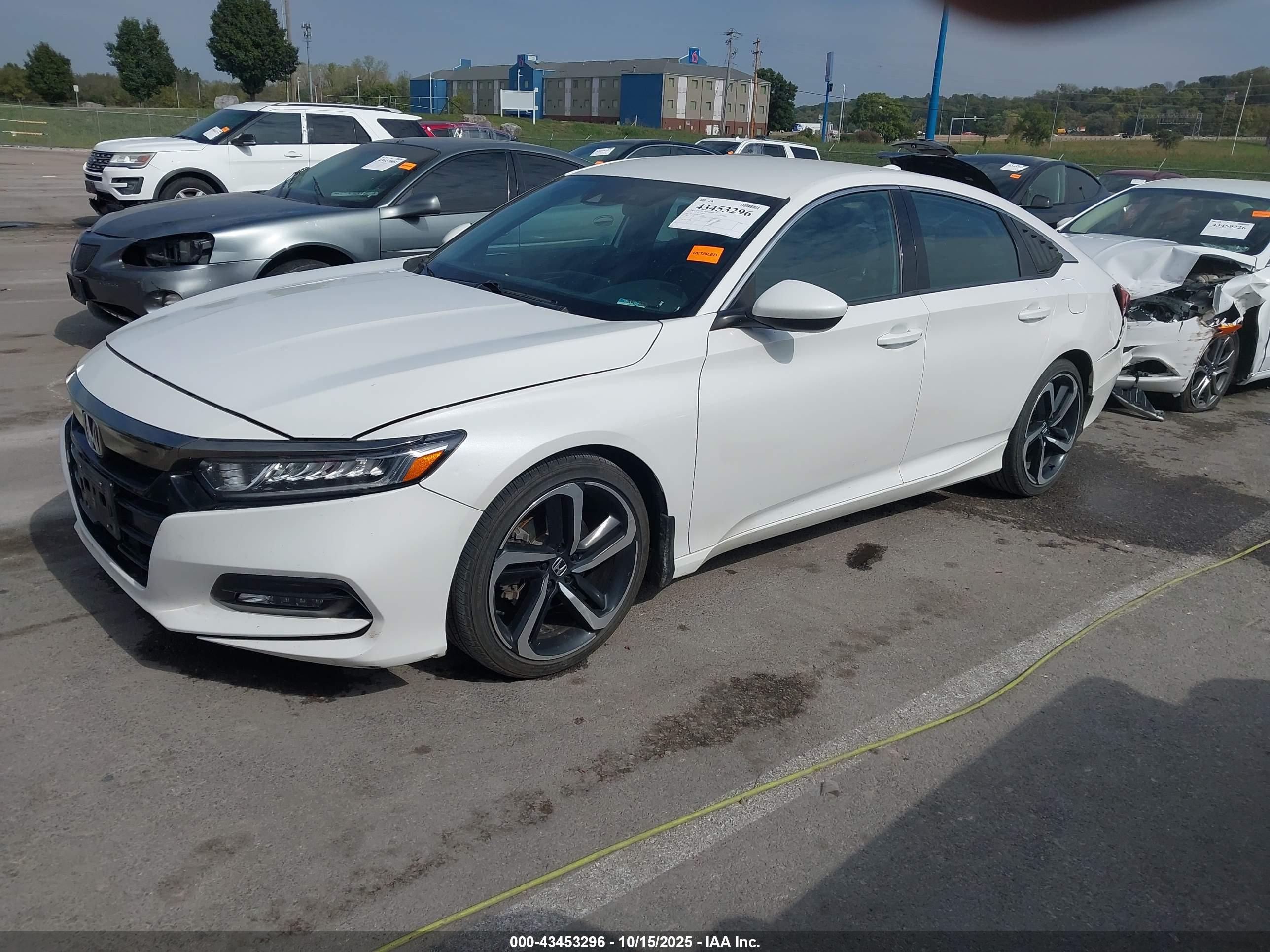 HONDA ACCORD image 2