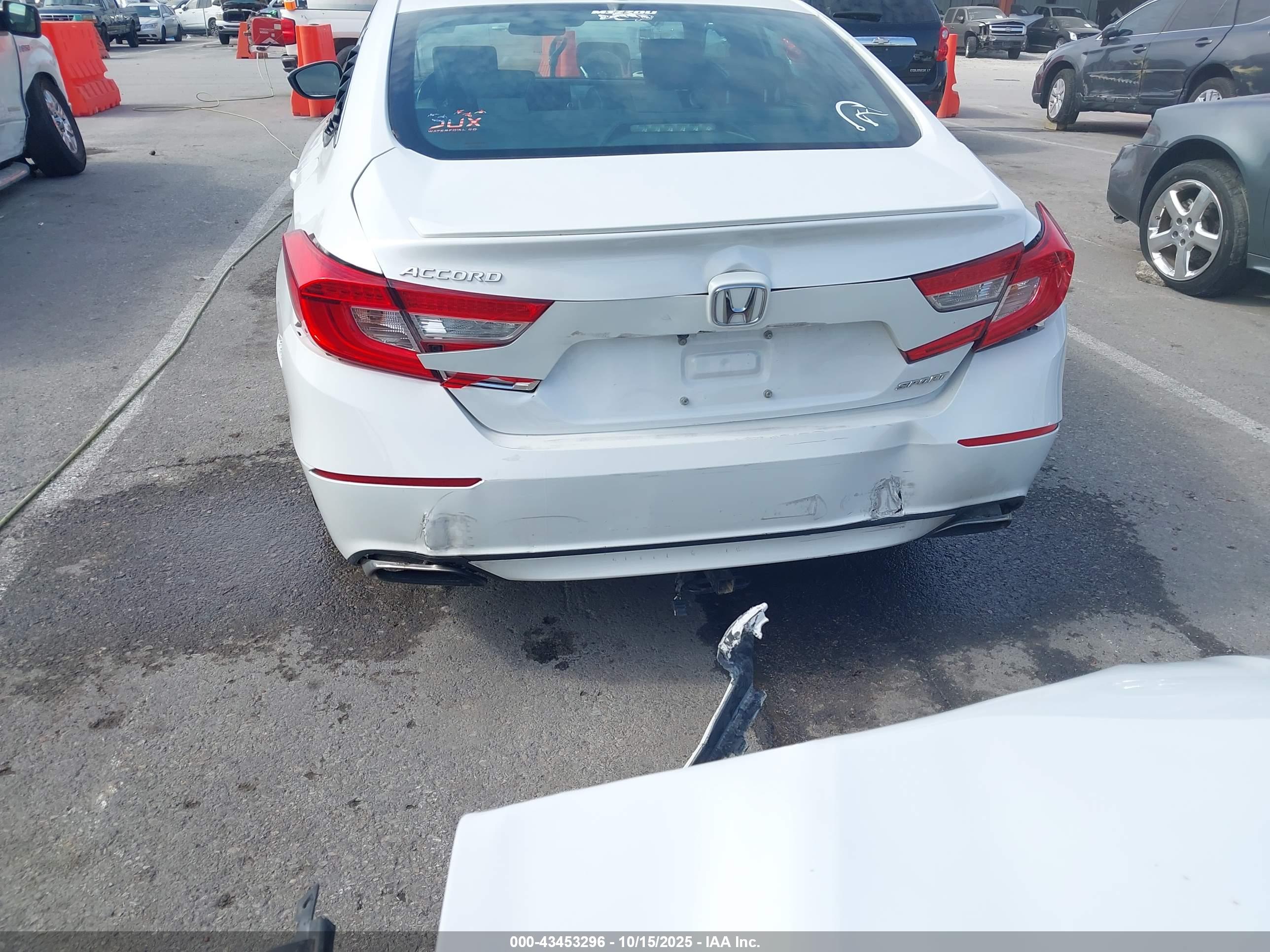 HONDA ACCORD image 6