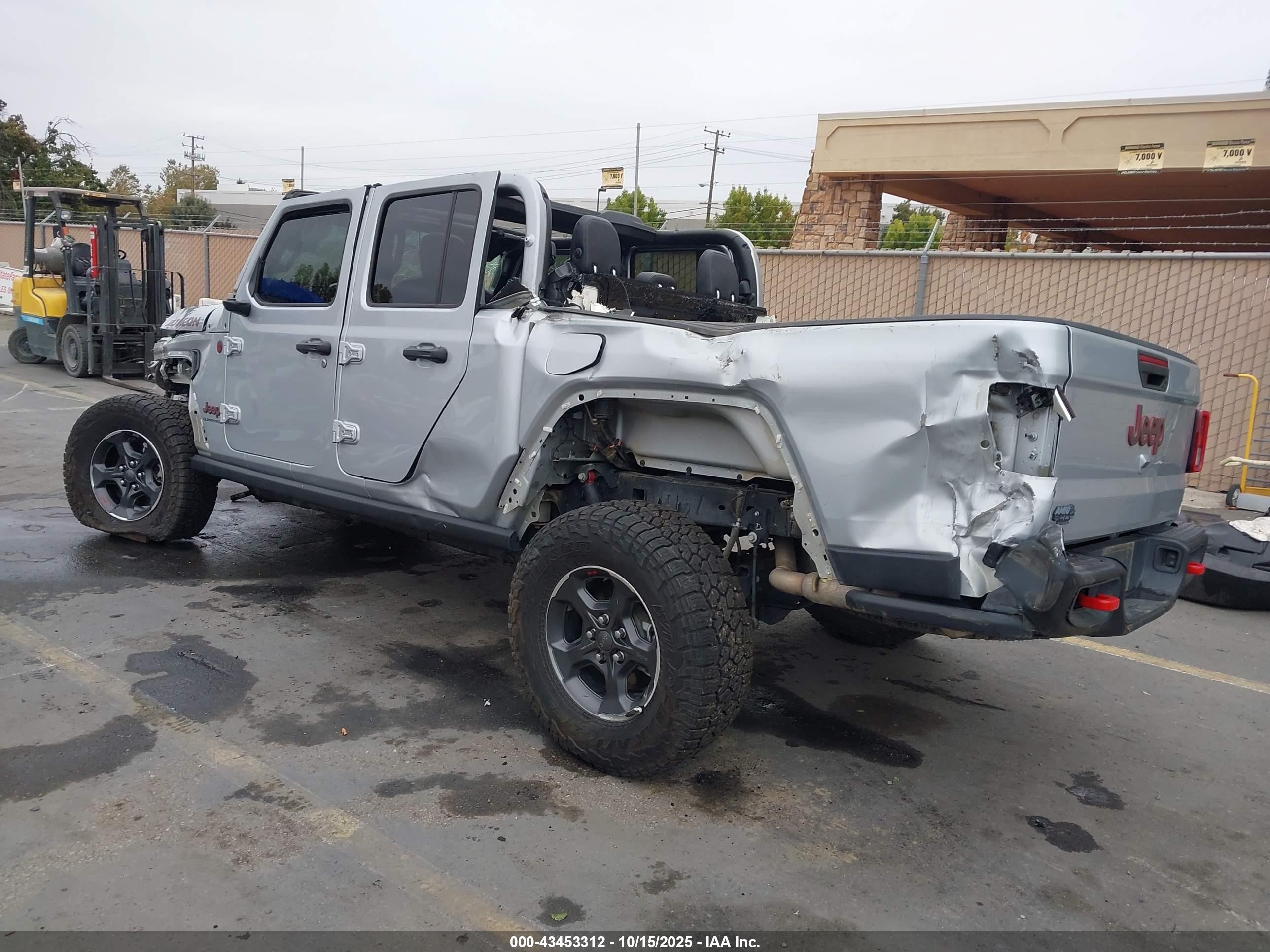 JEEP GLADIATOR image 3