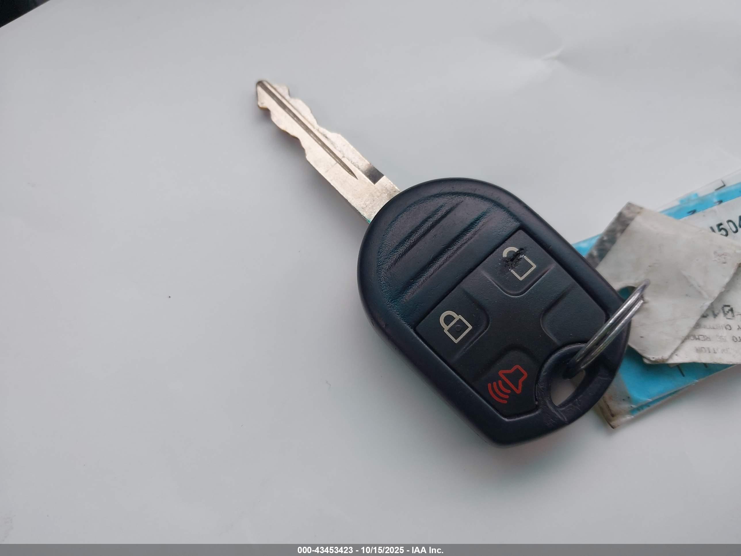 FORD EXPLORER image 11