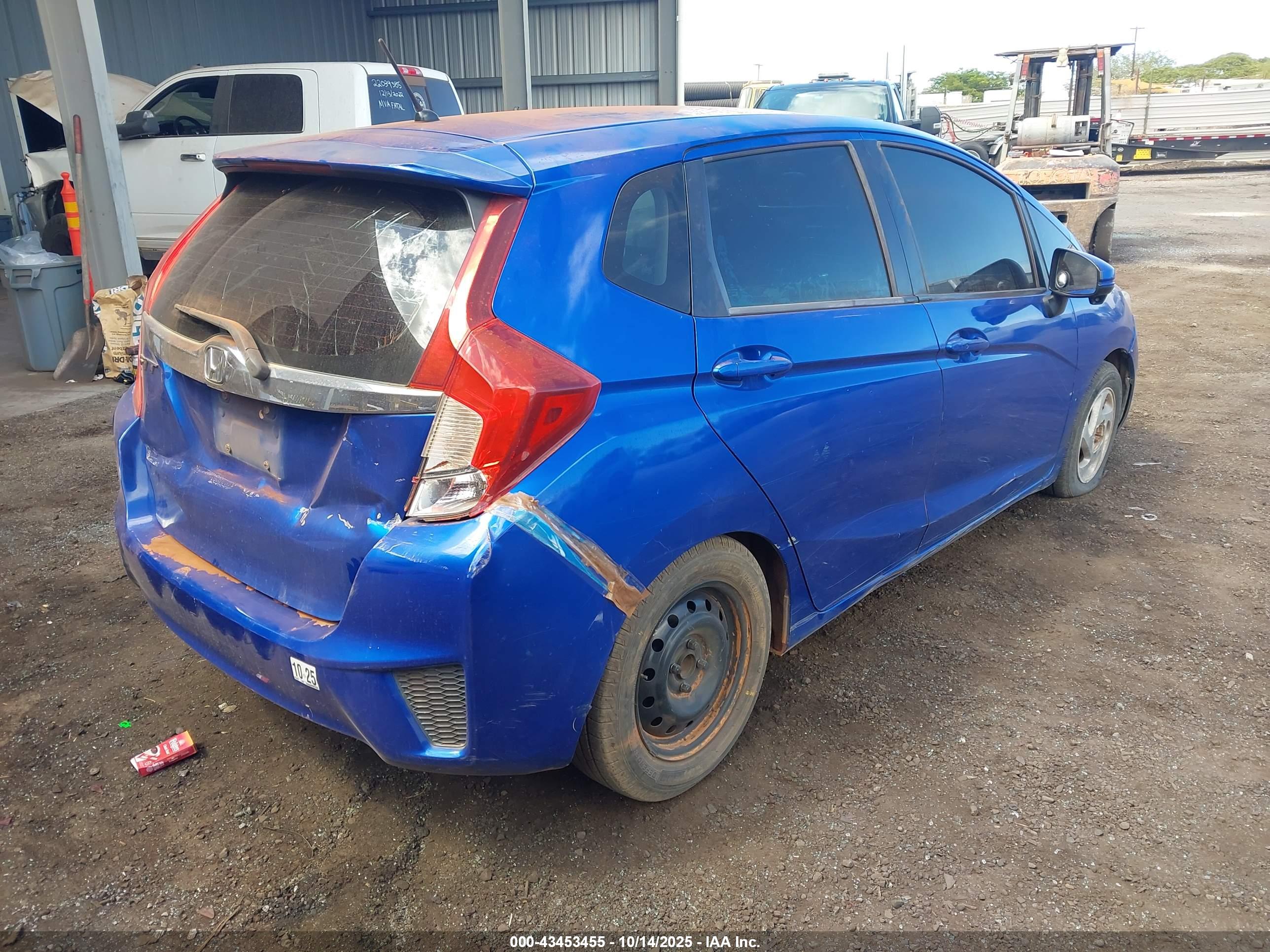 HONDA FIT image 4
