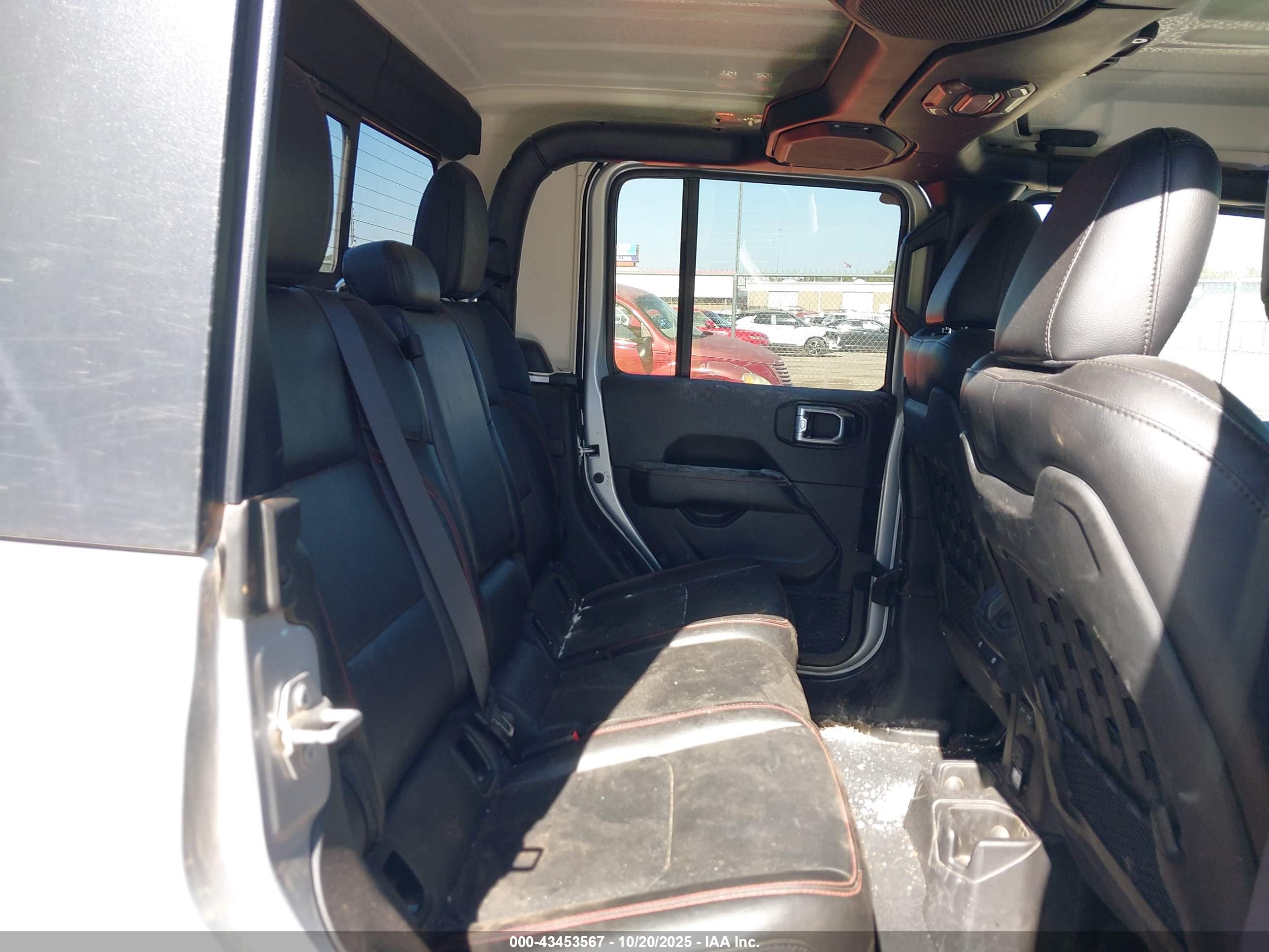 JEEP GLADIATOR image 8