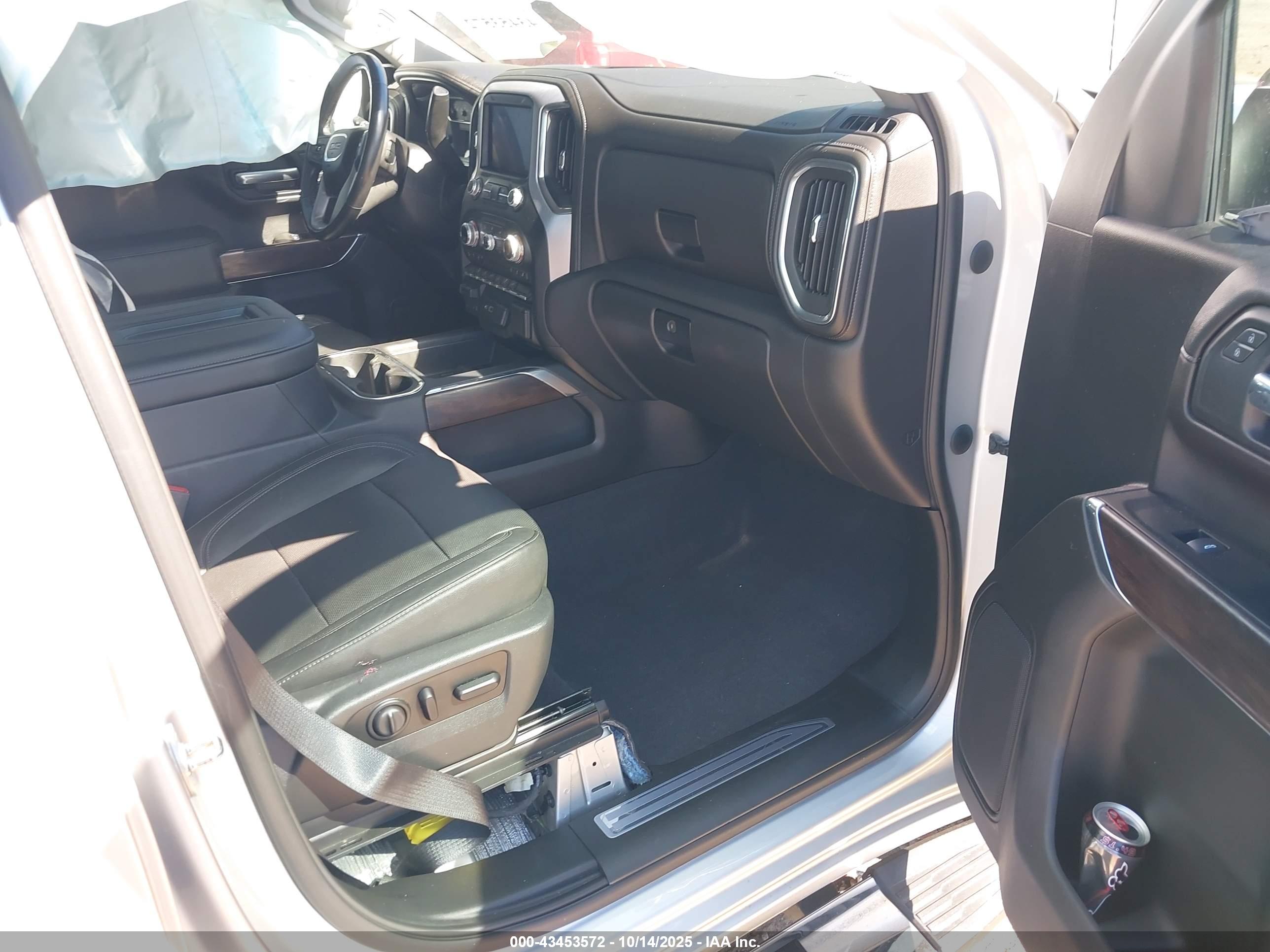 GMC SIERRA image 5