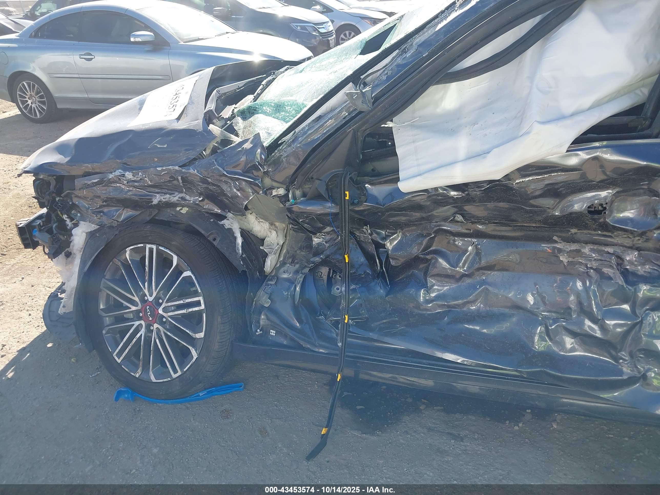 KIA FORTE image 6