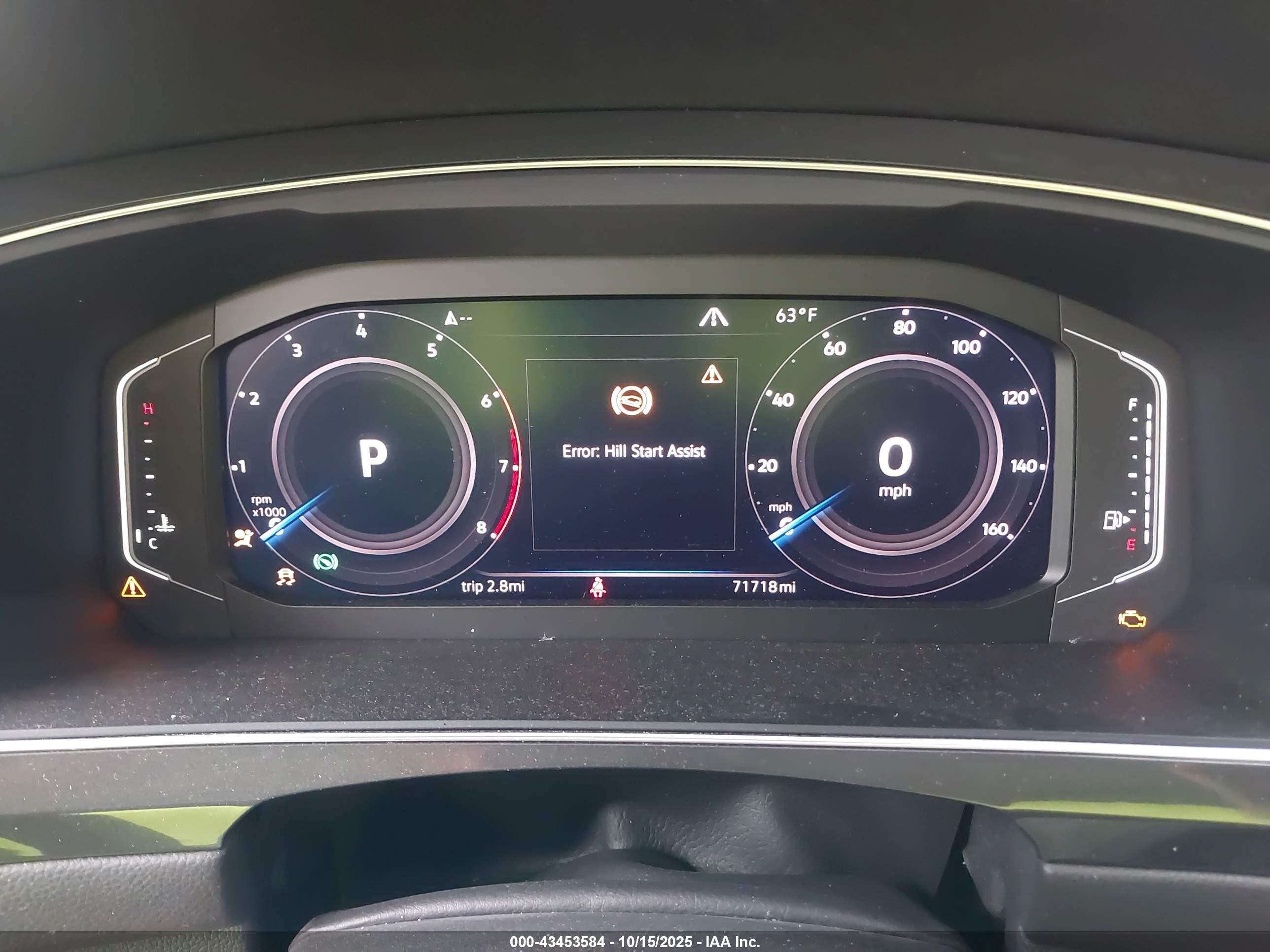 VOLKSWAGEN TIGUAN image 7