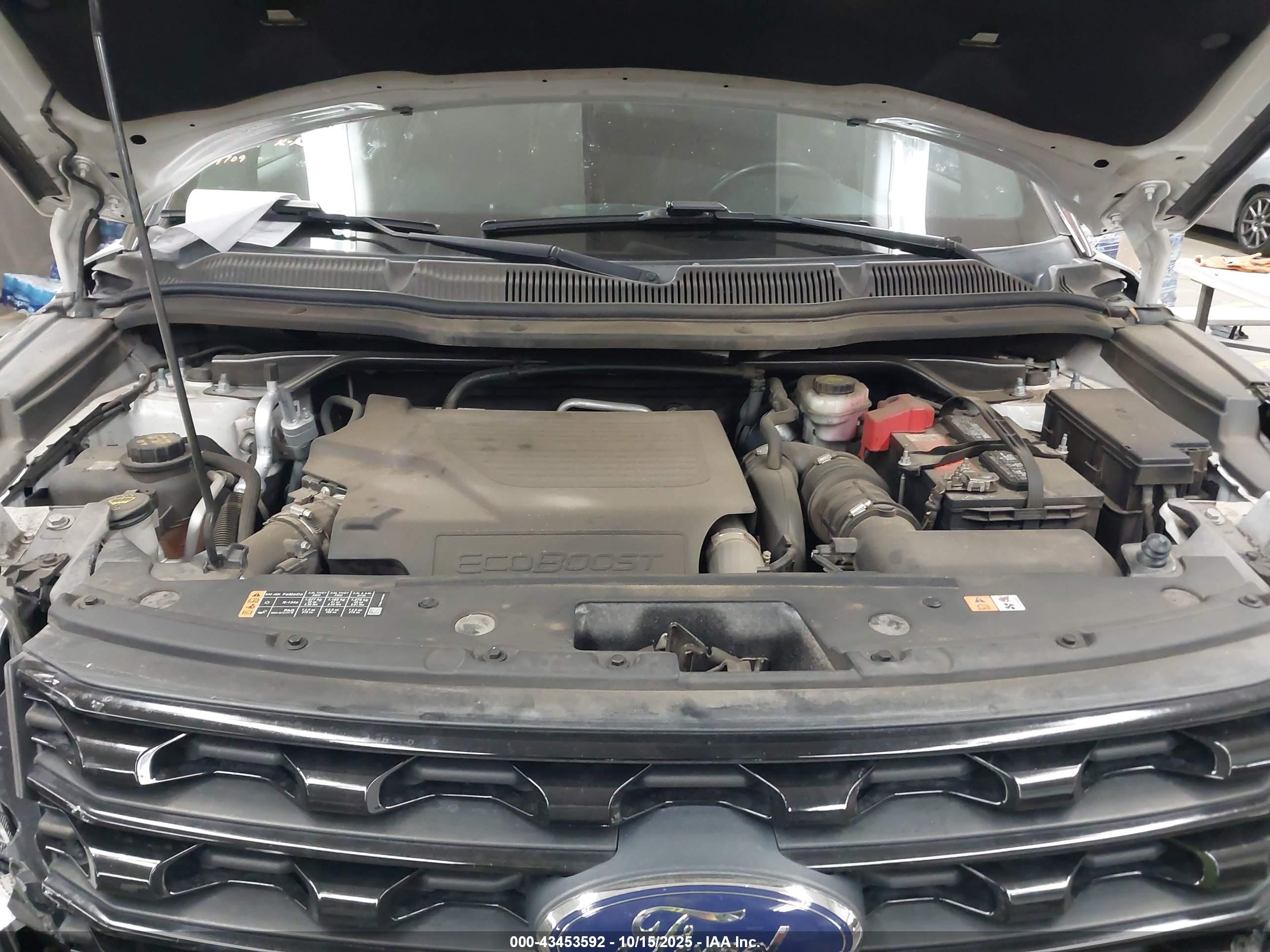 FORD EXPLORER image 10